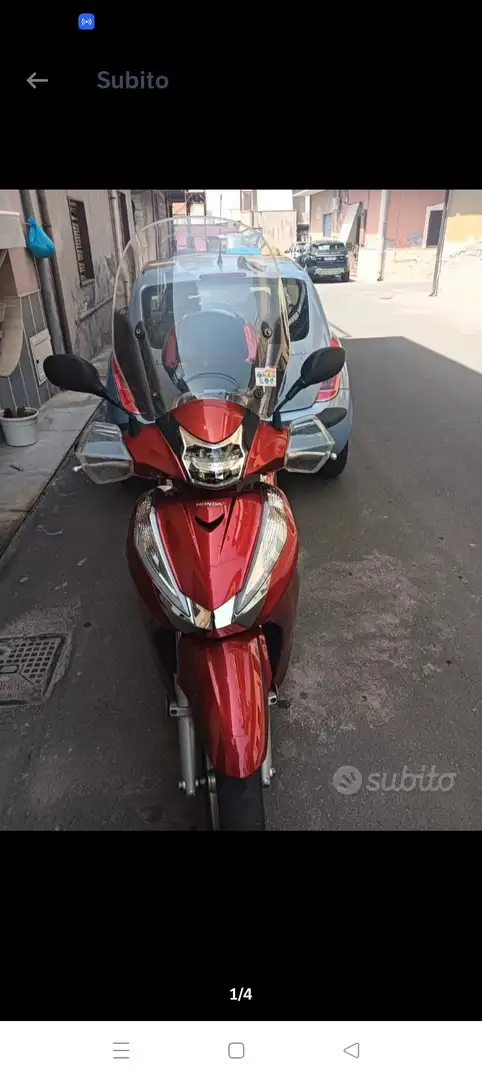 Honda SH 300 Red - 2