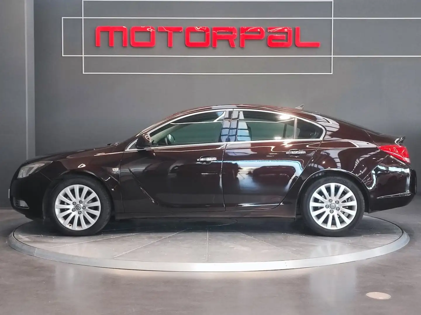 Opel Insignia 2.0CDTI Excellence S&S 130 Marrón - 2