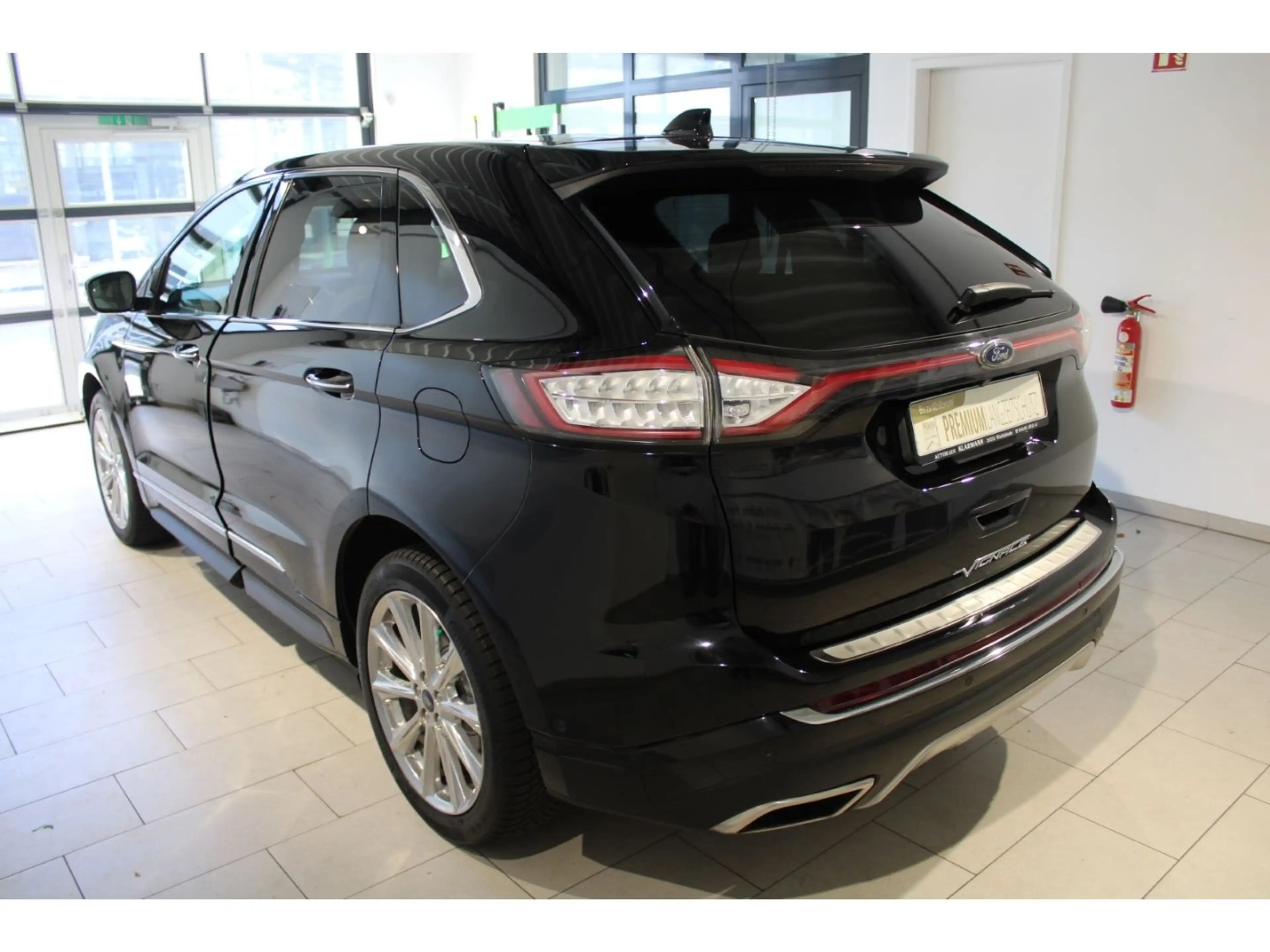Ford Edge Vignale 4x4 El. Panodach Navi Leder Memory — photo 4