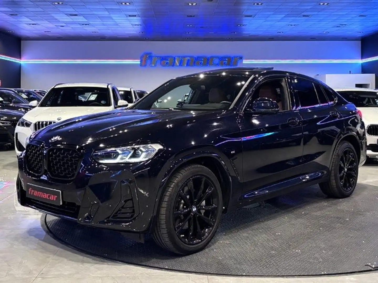 BMW X4 xDrive 30dA xLine Negro - 1