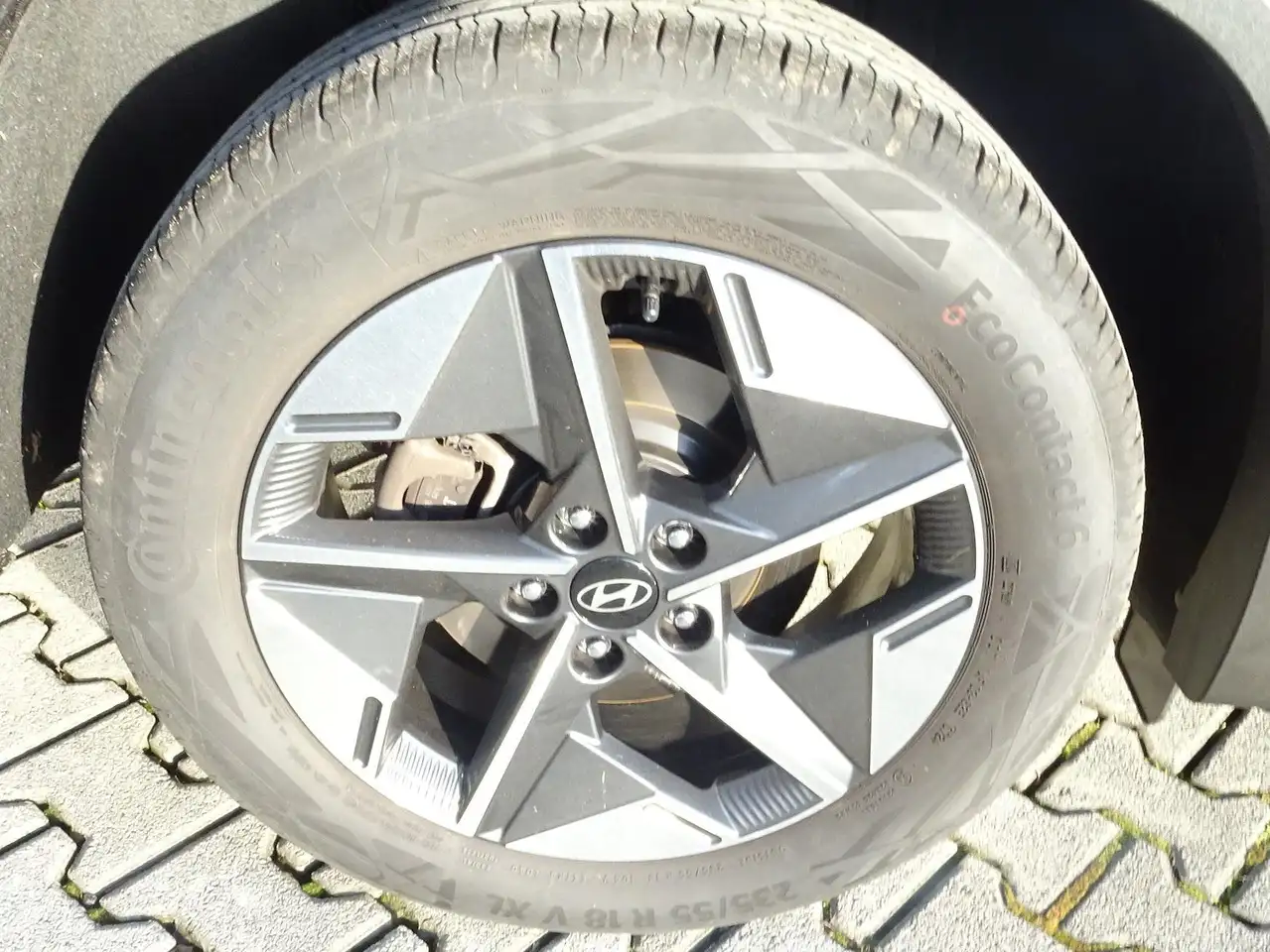 Hyundai TUCSON 1.6 T-GDi 48V-Hybrid 4WD DCT Trend Kamera Navi Alu 11