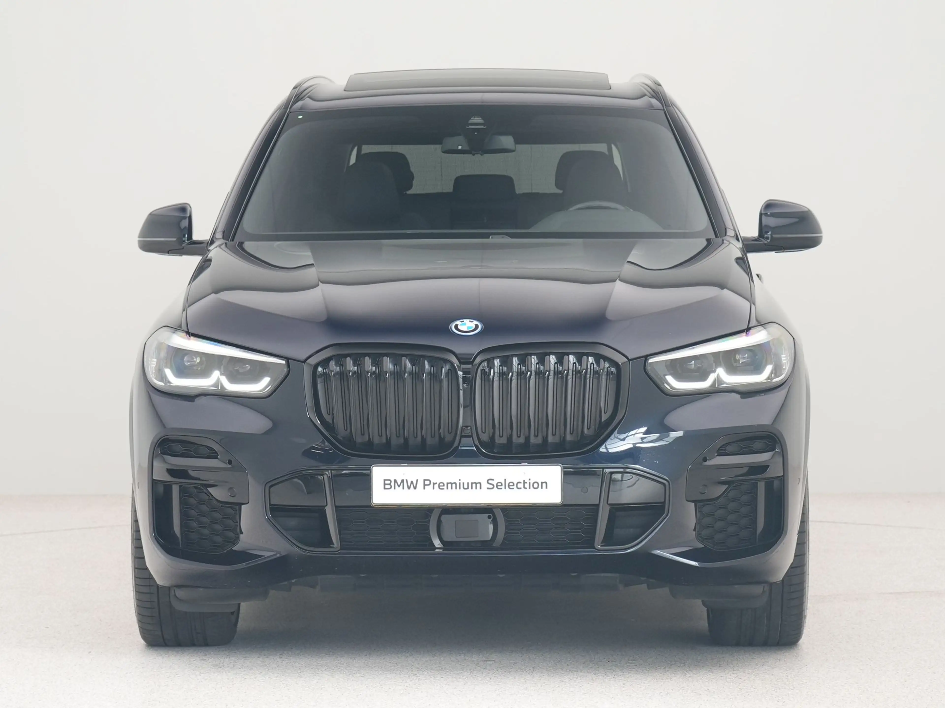 BMW X5 xDrive45e High Executive — photo 14