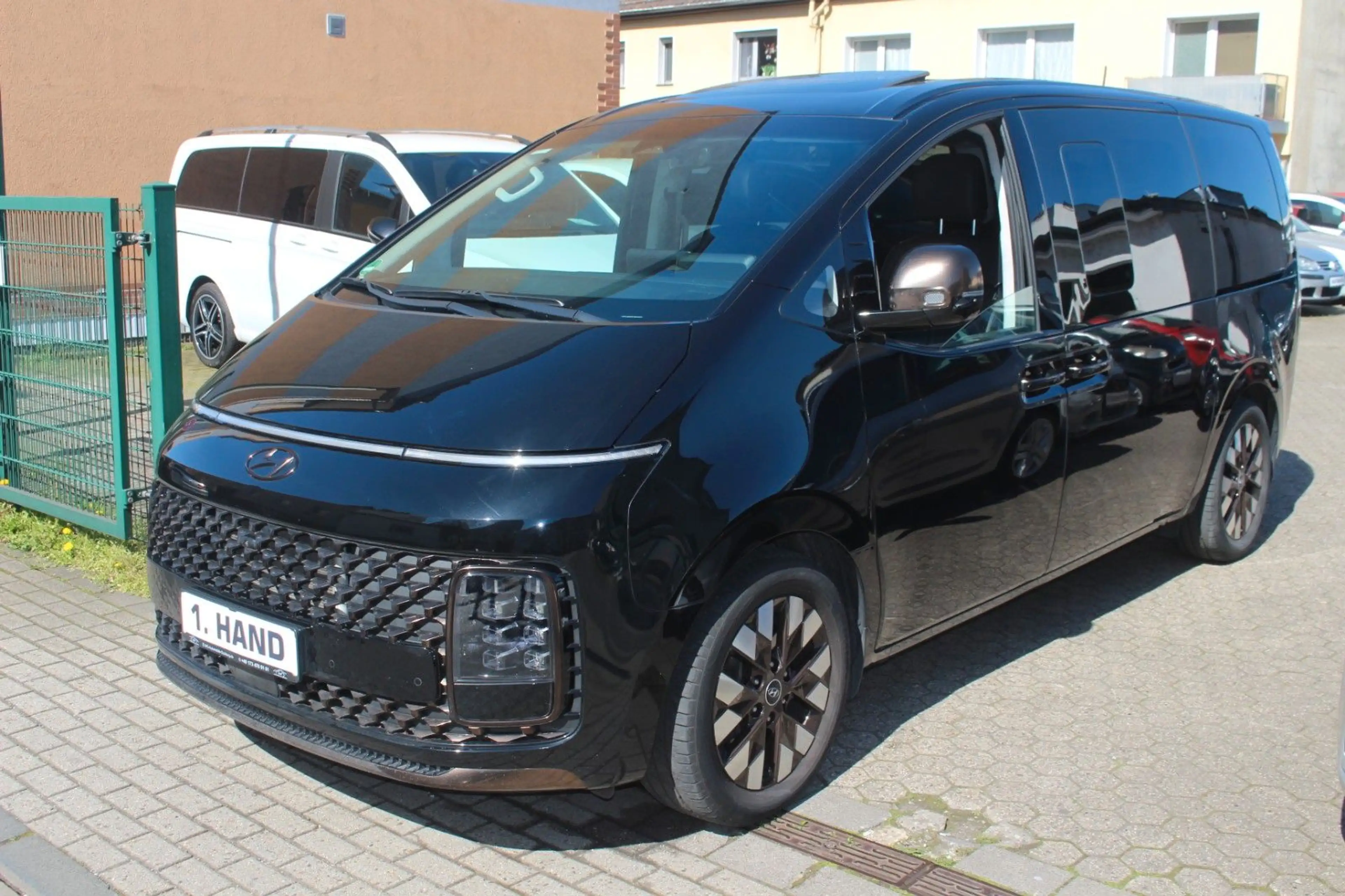 Hyundai STARIA Signature 2WD 7Sitzer/Memory/Head-Up/VOLL — photo 4