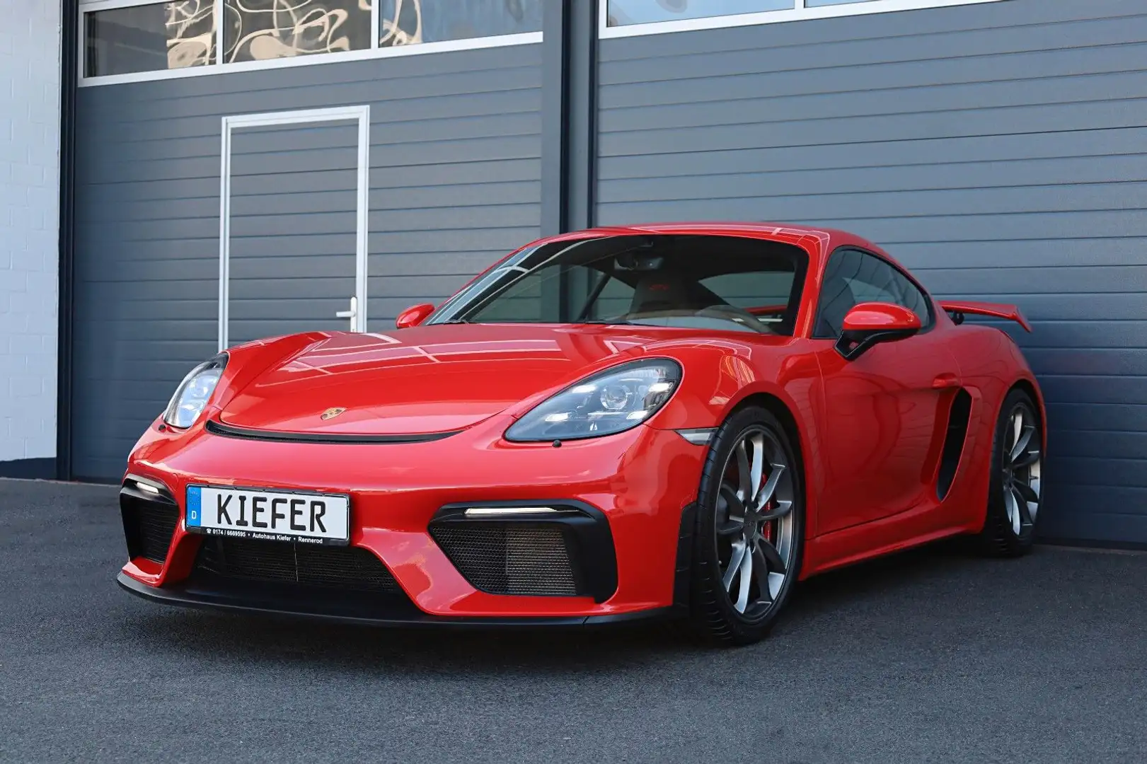 Porsche Cayman 718 Cayman GT4 Coupé/Alcantara/Kamera/R20 Червоний - 2