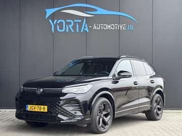 1.5 eTSI 3x R Line BLACK OPTIC*ELEK. HAAK*IQ LIGHT