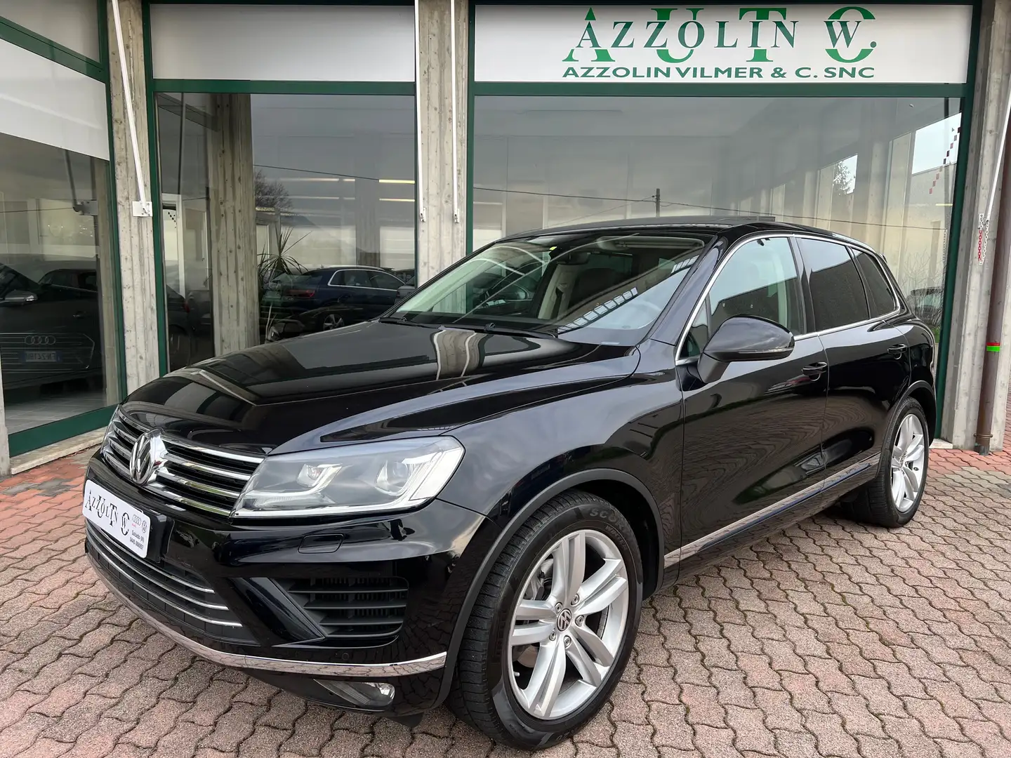 Volkswagen Touareg 3.0 Tdi 262cv, Tetto, Sedili ventilati, Pneumatic. Nero - 1