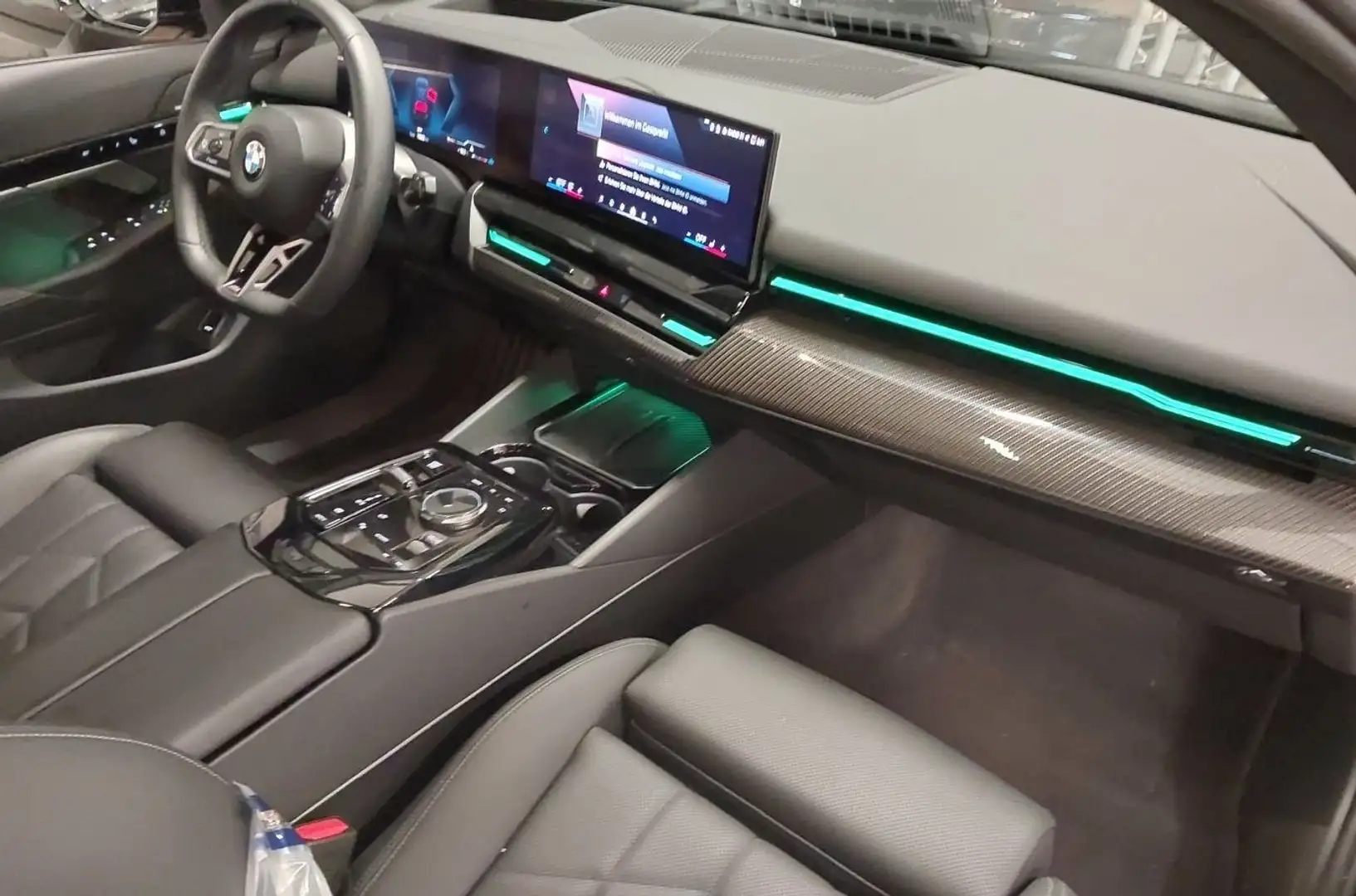 BMW 520 d Touring M Sport--DrivingProf/Pano/STHZG/AHK Noir - 2