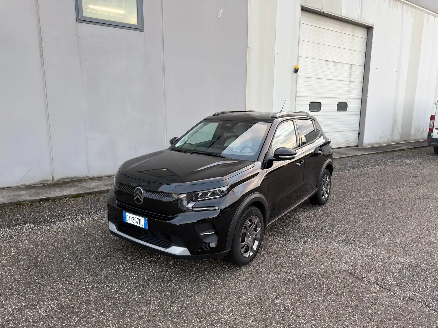 Citroen C3 IV 1.2 turbo Max 100cv Negro - 1