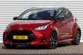 Toyota Yaris 1.5 Hybrid Executive Bi-Tone Rood - thumbnail 1
