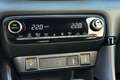 Toyota Yaris 1.5 Hybrid Executive Bi-Tone Rood - thumbnail 23