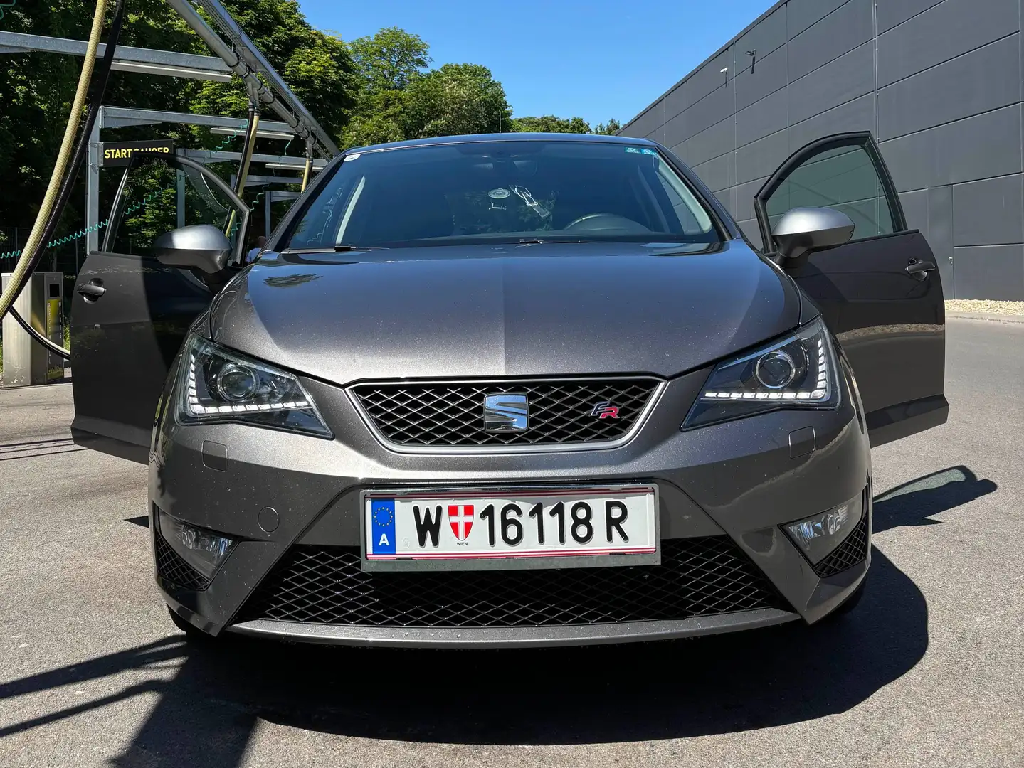 SEAT Ibiza Ibiza 1,2 TSI FR FR Grau - 1