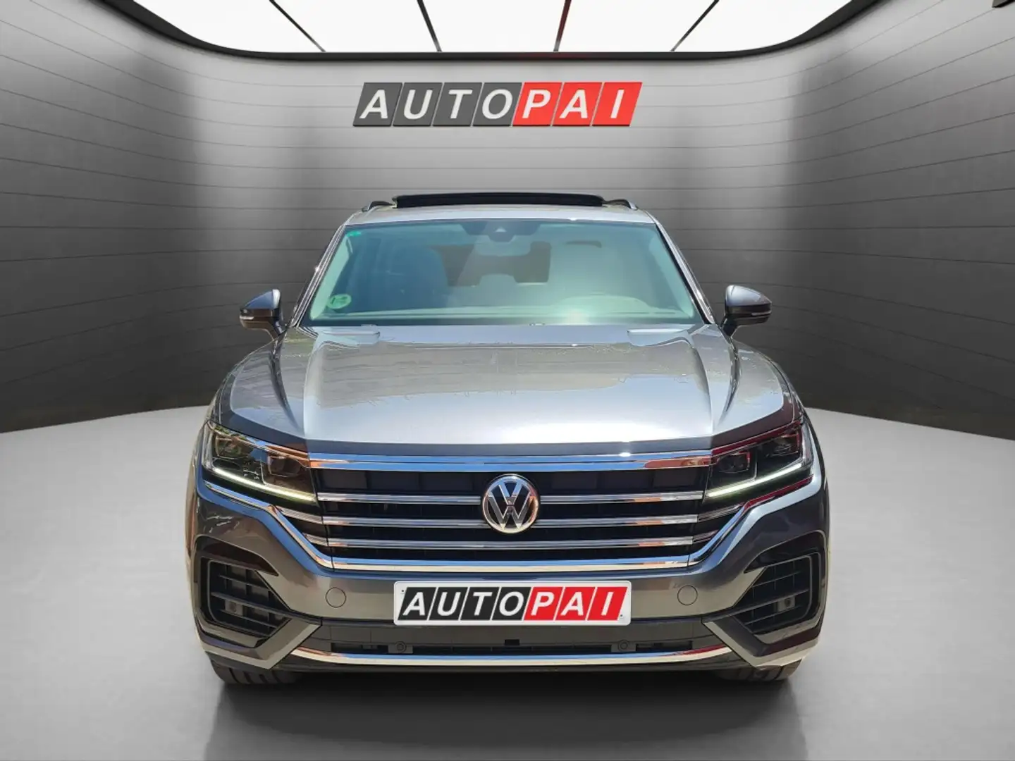 Volkswagen Touareg 3.0TDI V6 R-Line Individual Tip. Elegance 4M 210kW Gris - 2
