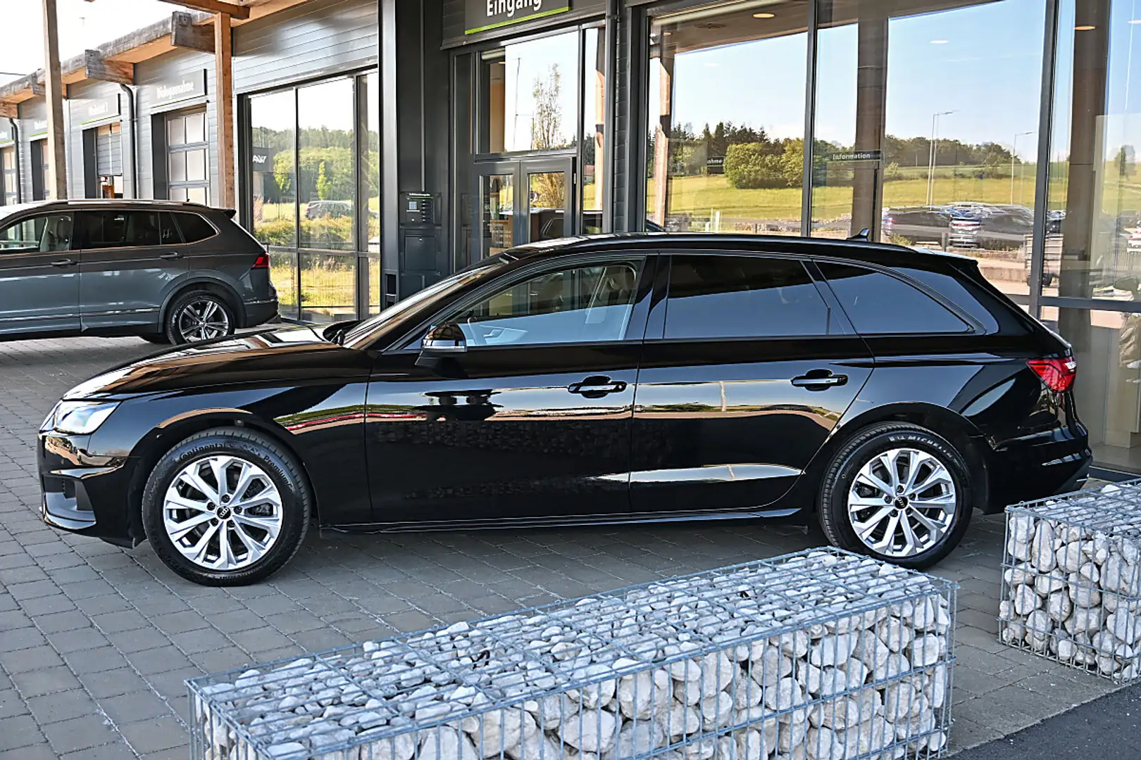 Audi A4 Avant 35 TDI S-tronic ACC, MMI+, LED, Kamera Schwarz - 2