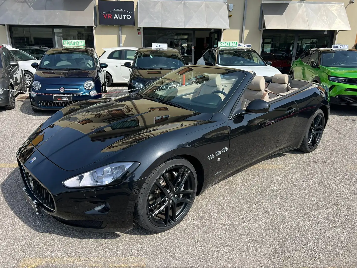 Maserati GranCabrio 4.7 autom. Negro - 1