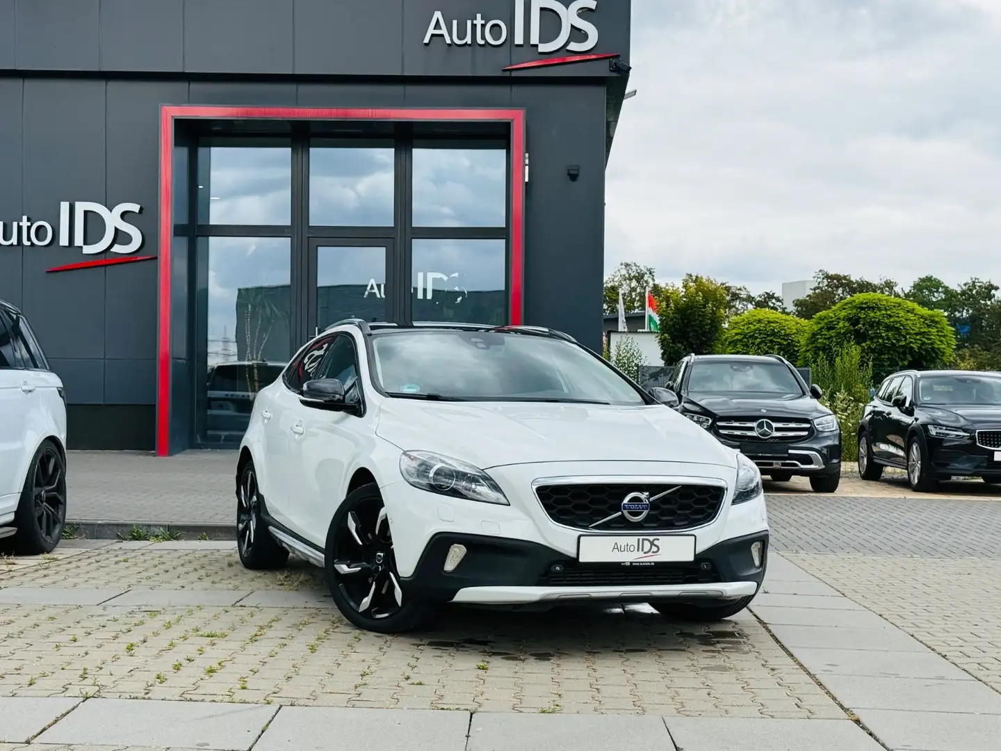 Volvo V40 Cross Country Pano/Leder/Navi Weiß - 1