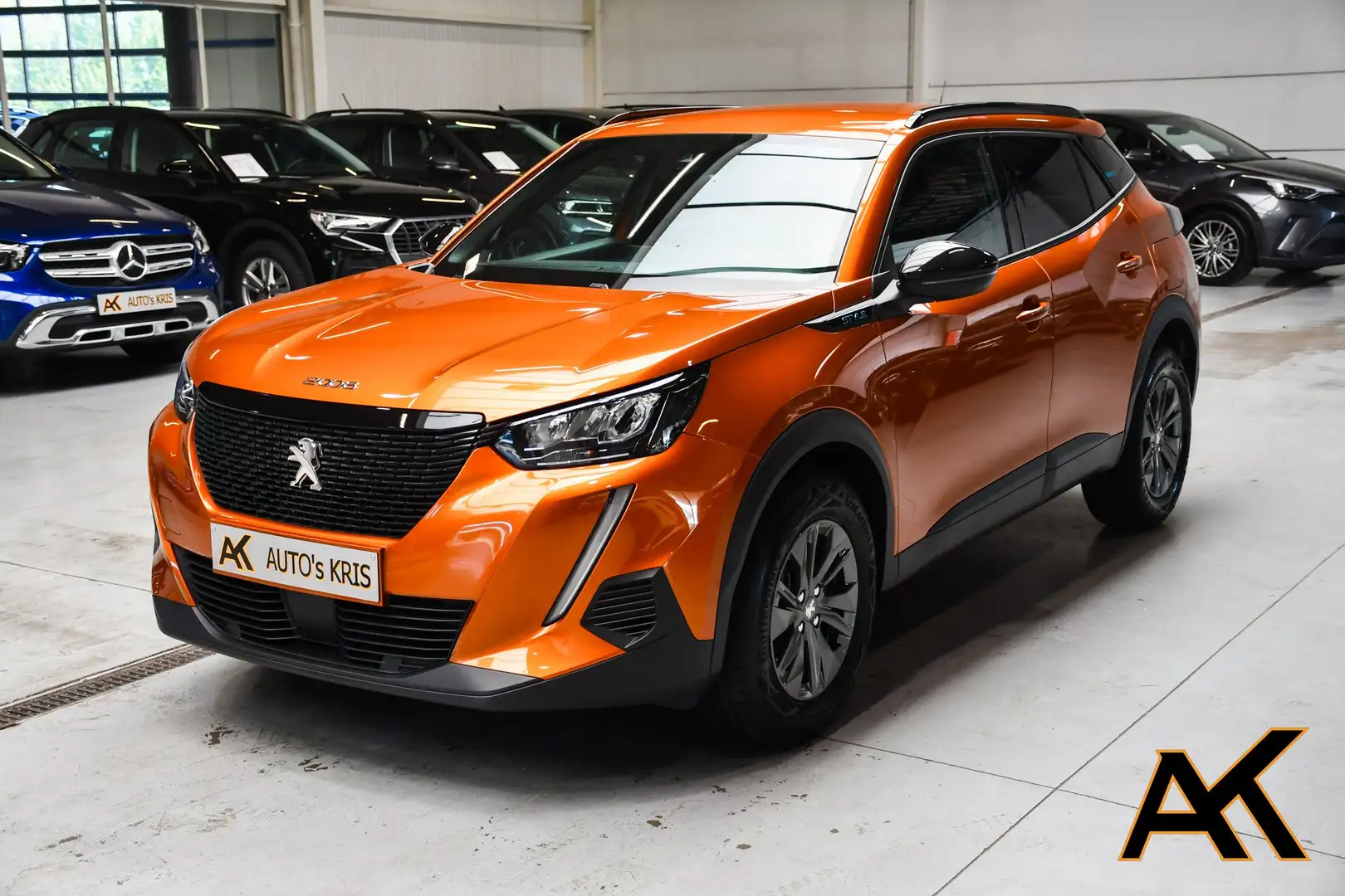 Peugeot 2008 1.2 PureTech Style - NAVI / SMARTLINK / AIRCO / CC Oranje - 1