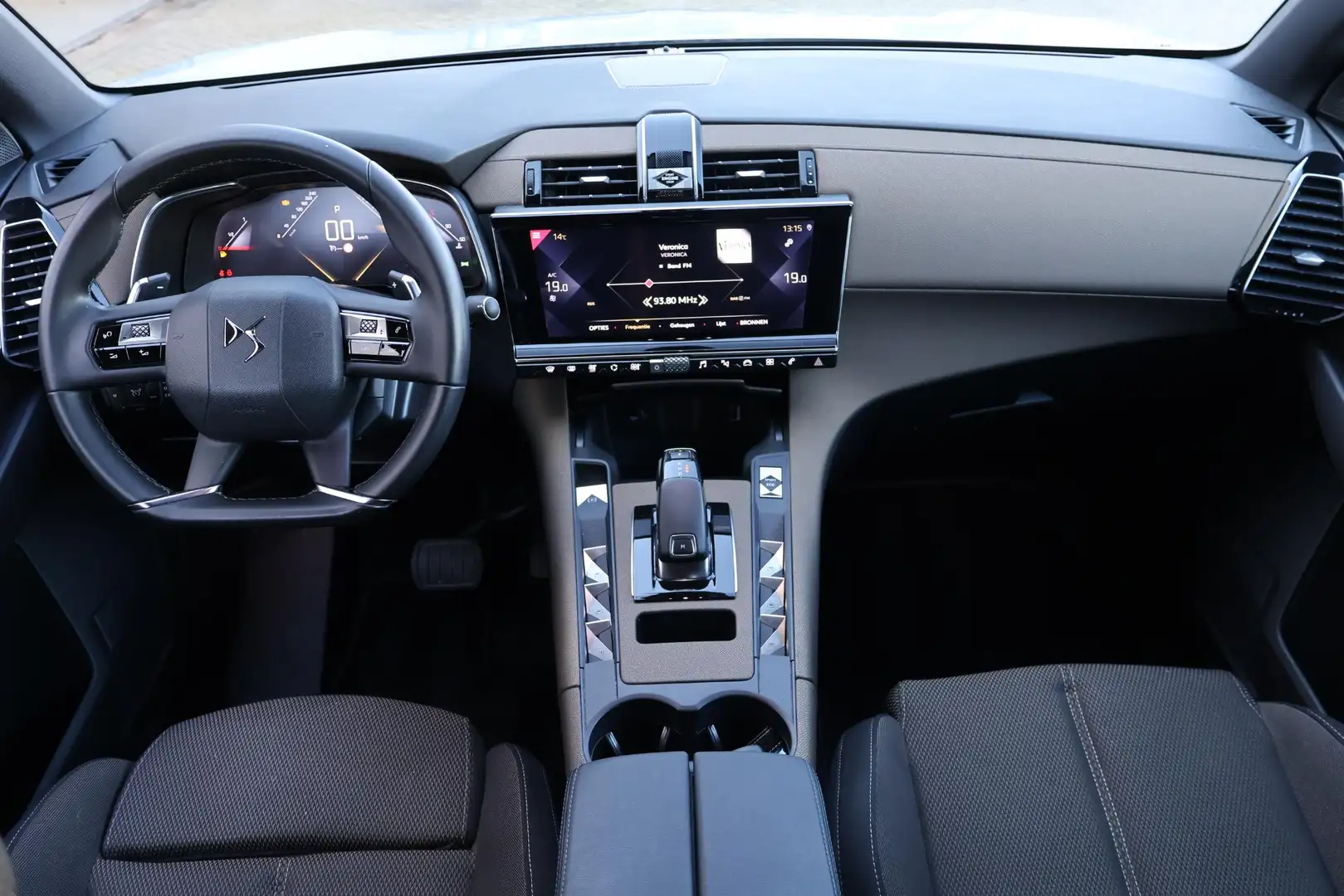 DS Automobiles DS 7 Crossback 1.2 PureTech Business 1e Eigenaar | BTW | Volledig Gris - 2