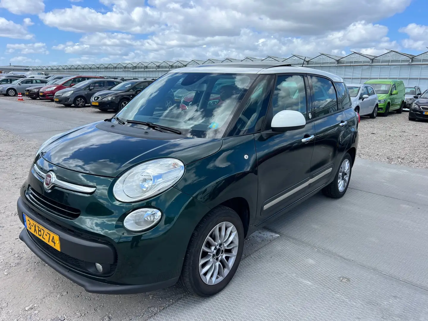 Fiat 500L Living * 2014 * 0.9 TwinAir Lounge * Airco * LMV * Groen - 1