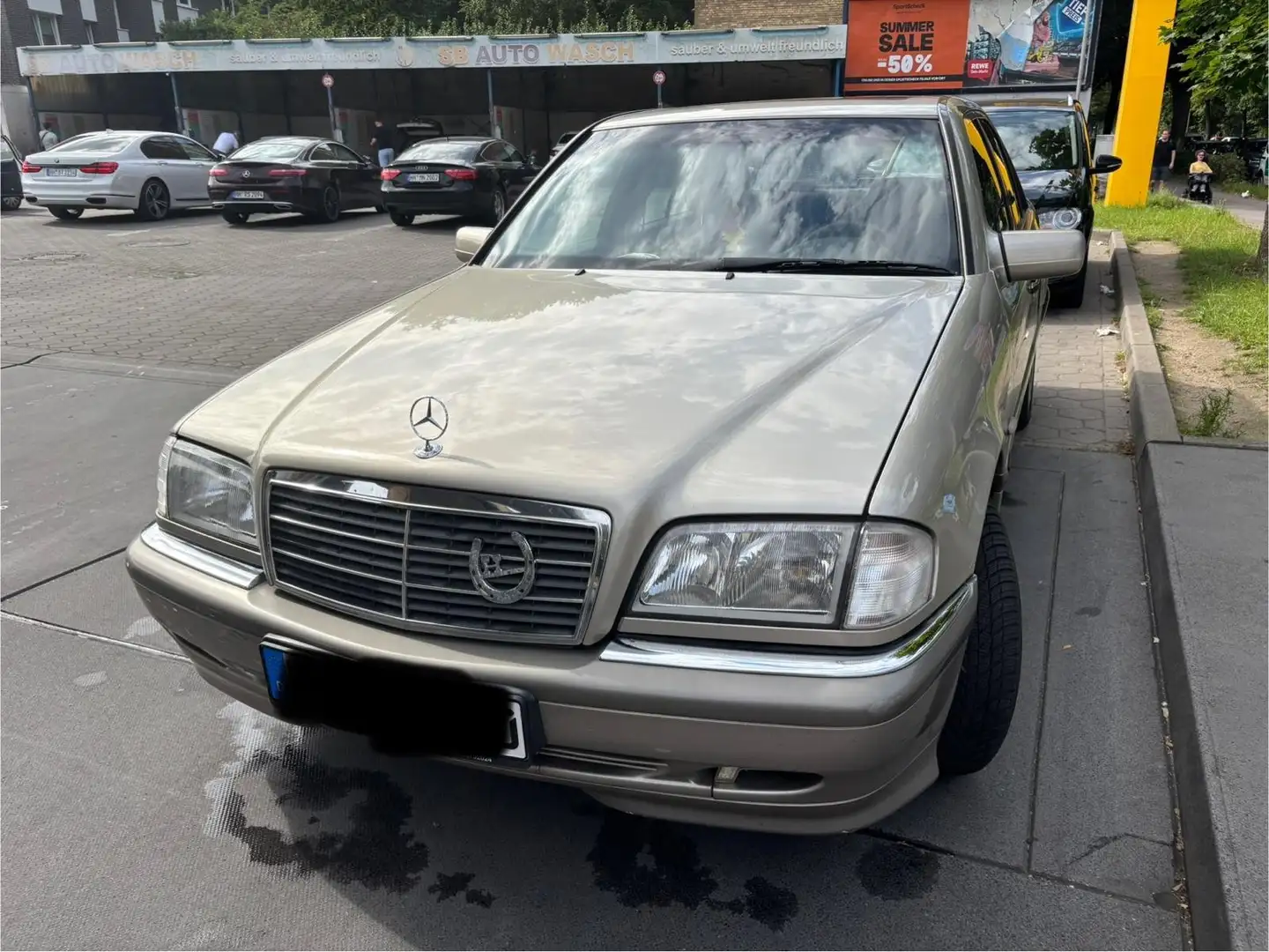 Mercedes-Benz 180 Grau - 2