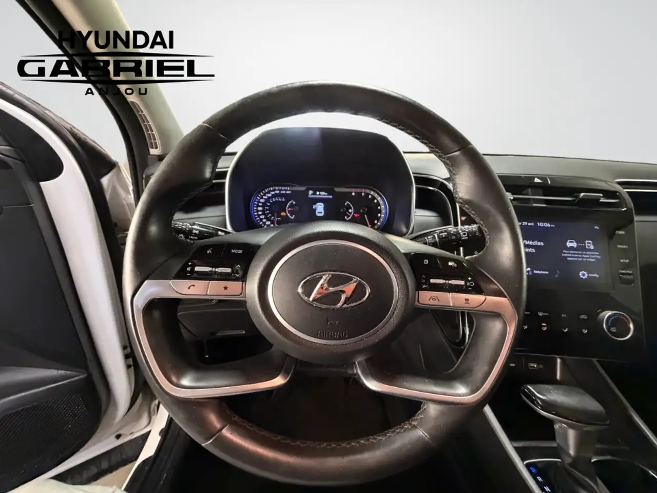 Hyundai TUCSON снимка Hyundai TUCSON
