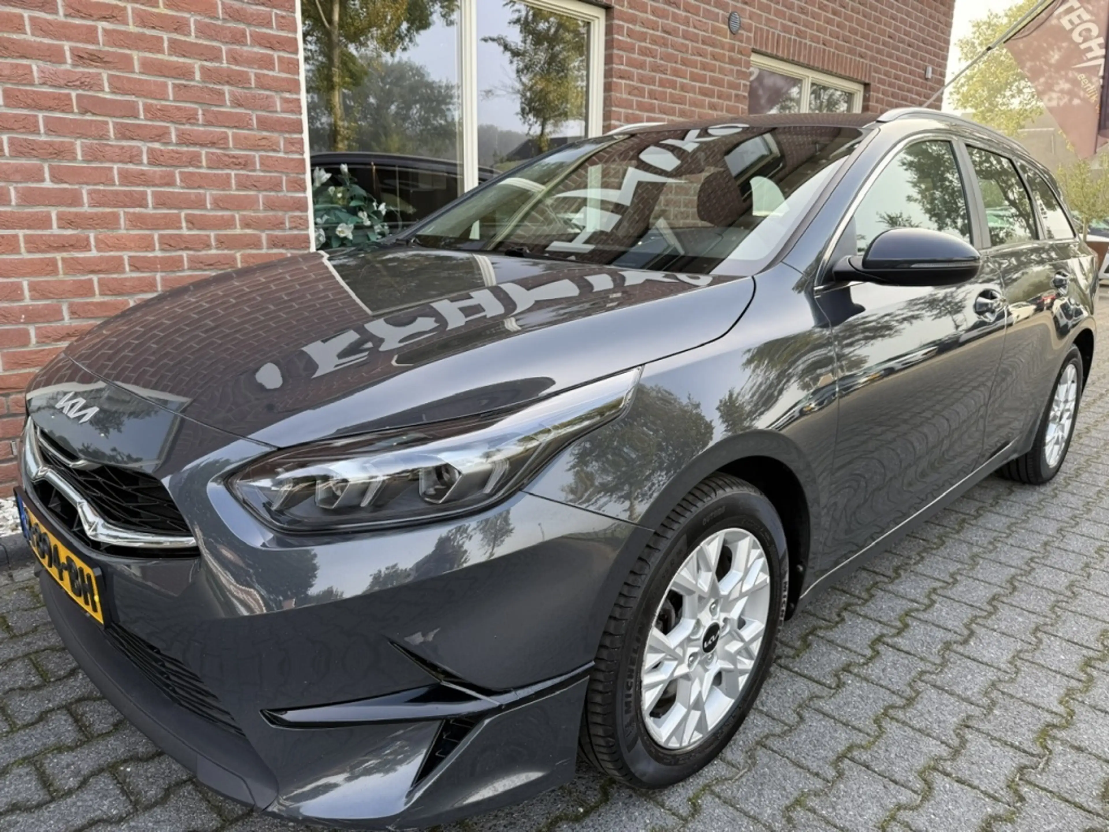 Kia Ceed SW / cee'd SW Sportswagon 1.0 T-GDi DynamicL. CAMERA / CLIMA / C — photo 15
