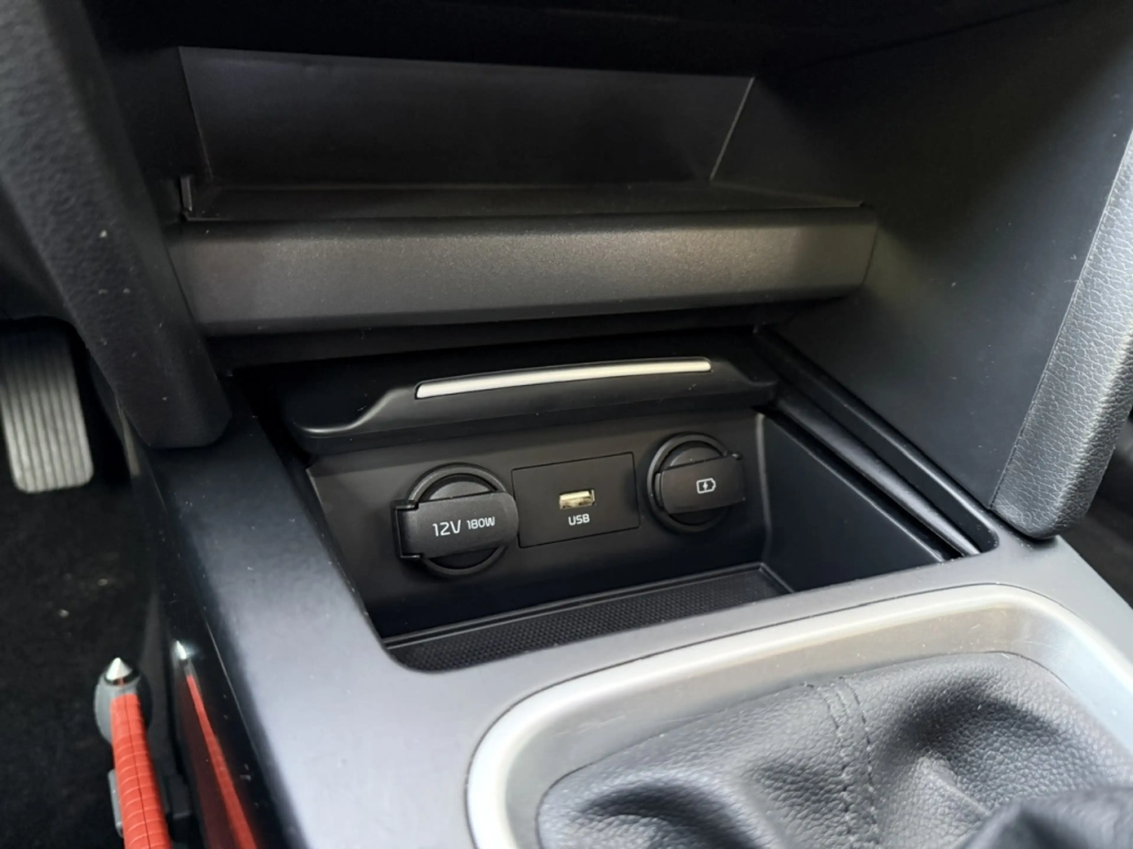 Kia Ceed SW / cee'd SW Sportswagon 1.0 T-GDi DynamicL. CAMERA / CLIMA / C — photo 33