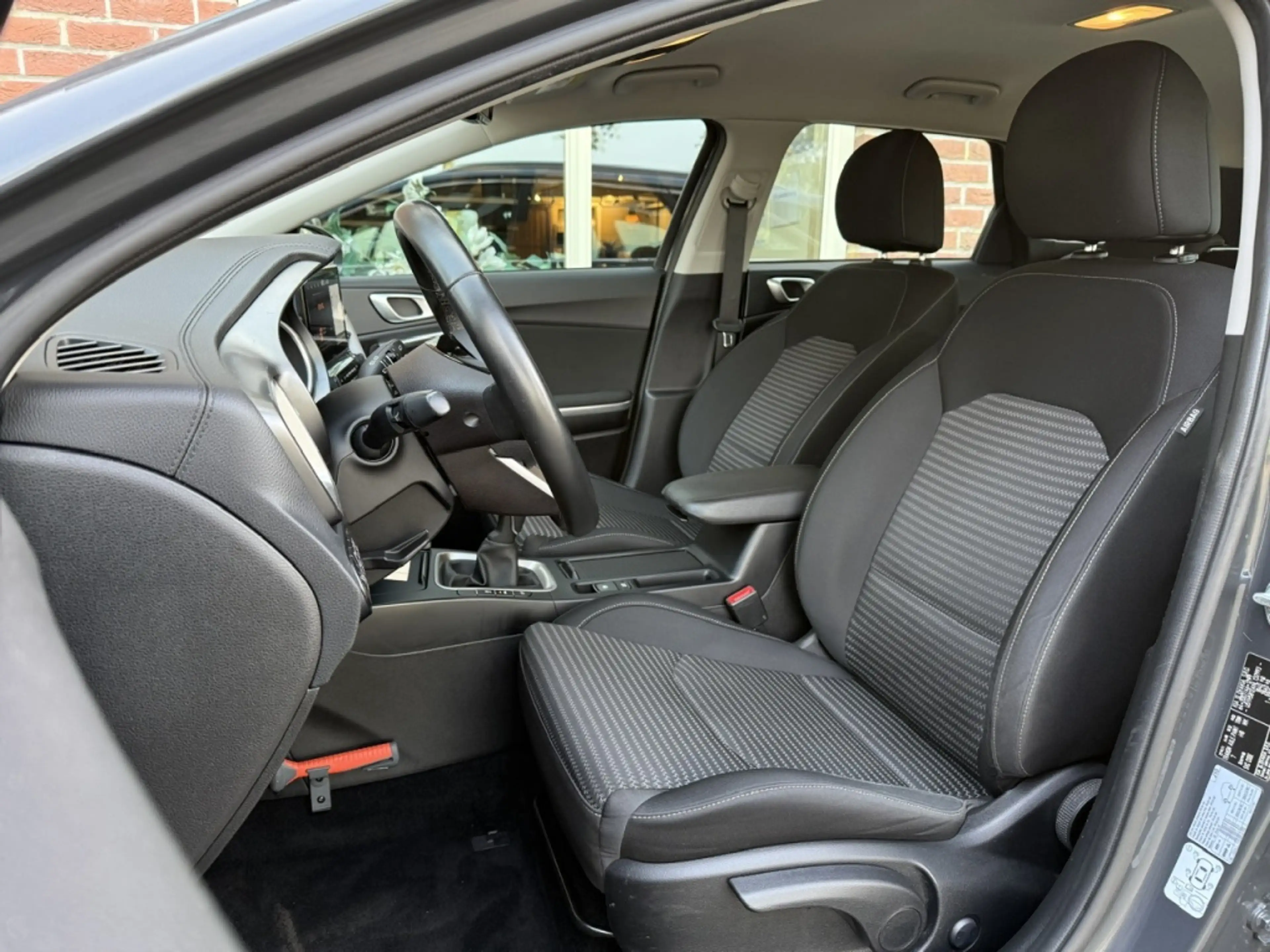 Kia Ceed SW / cee'd SW Sportswagon 1.0 T-GDi DynamicL. CAMERA / CLIMA / C — photo 4