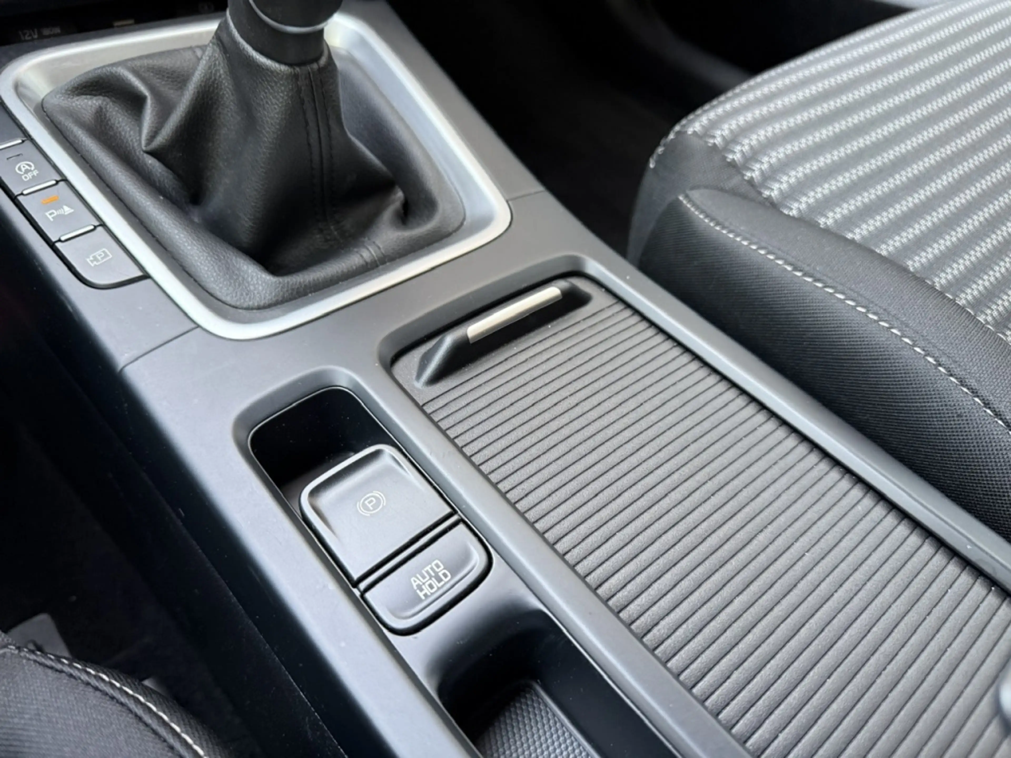 Kia Ceed SW / cee'd SW Sportswagon 1.0 T-GDi DynamicL. CAMERA / CLIMA / C — photo 34