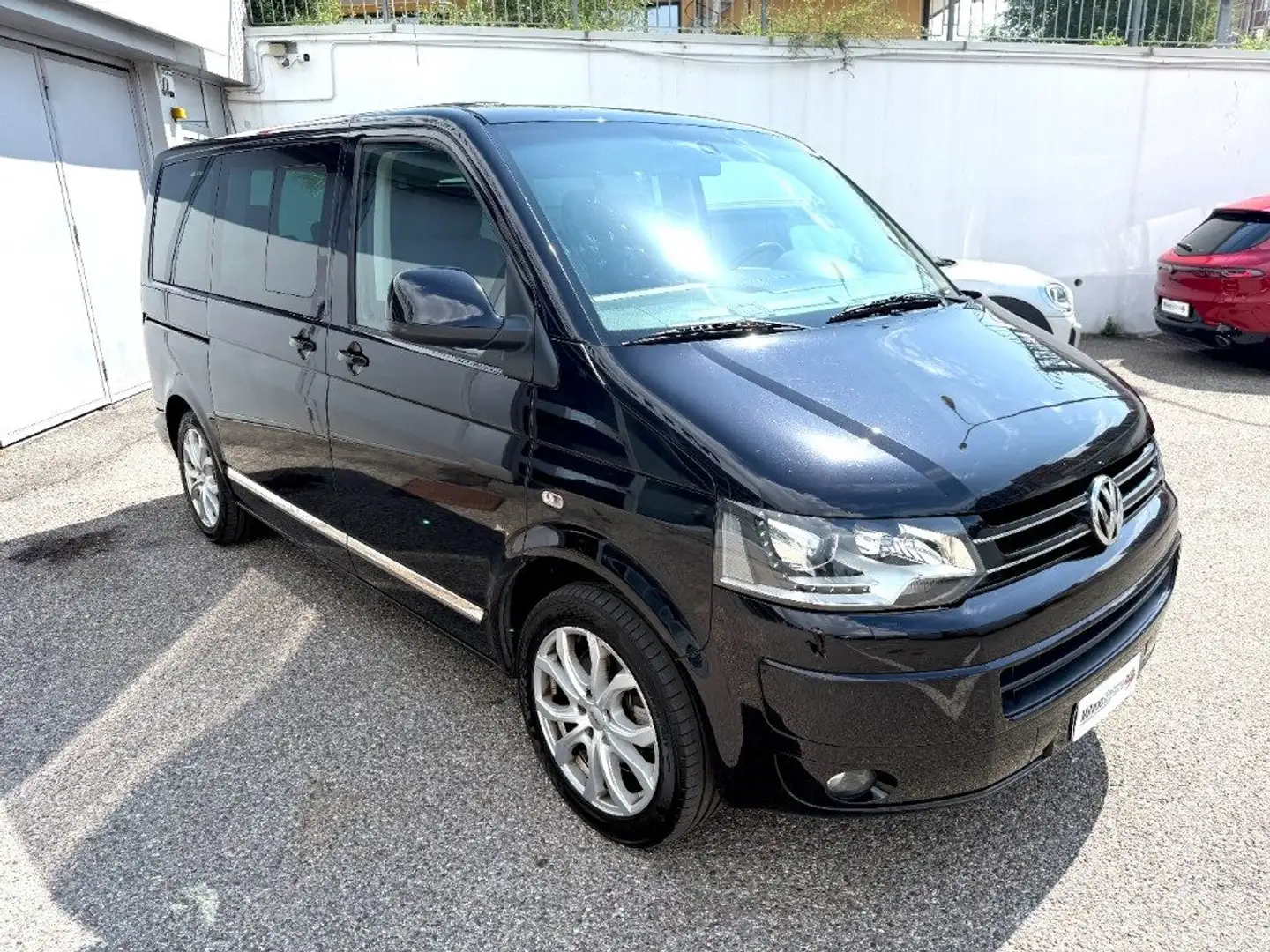 Volkswagen T5 Multivan 2.0 BiTDI 180CV 4Motion DSG Comfortline Nero - 2