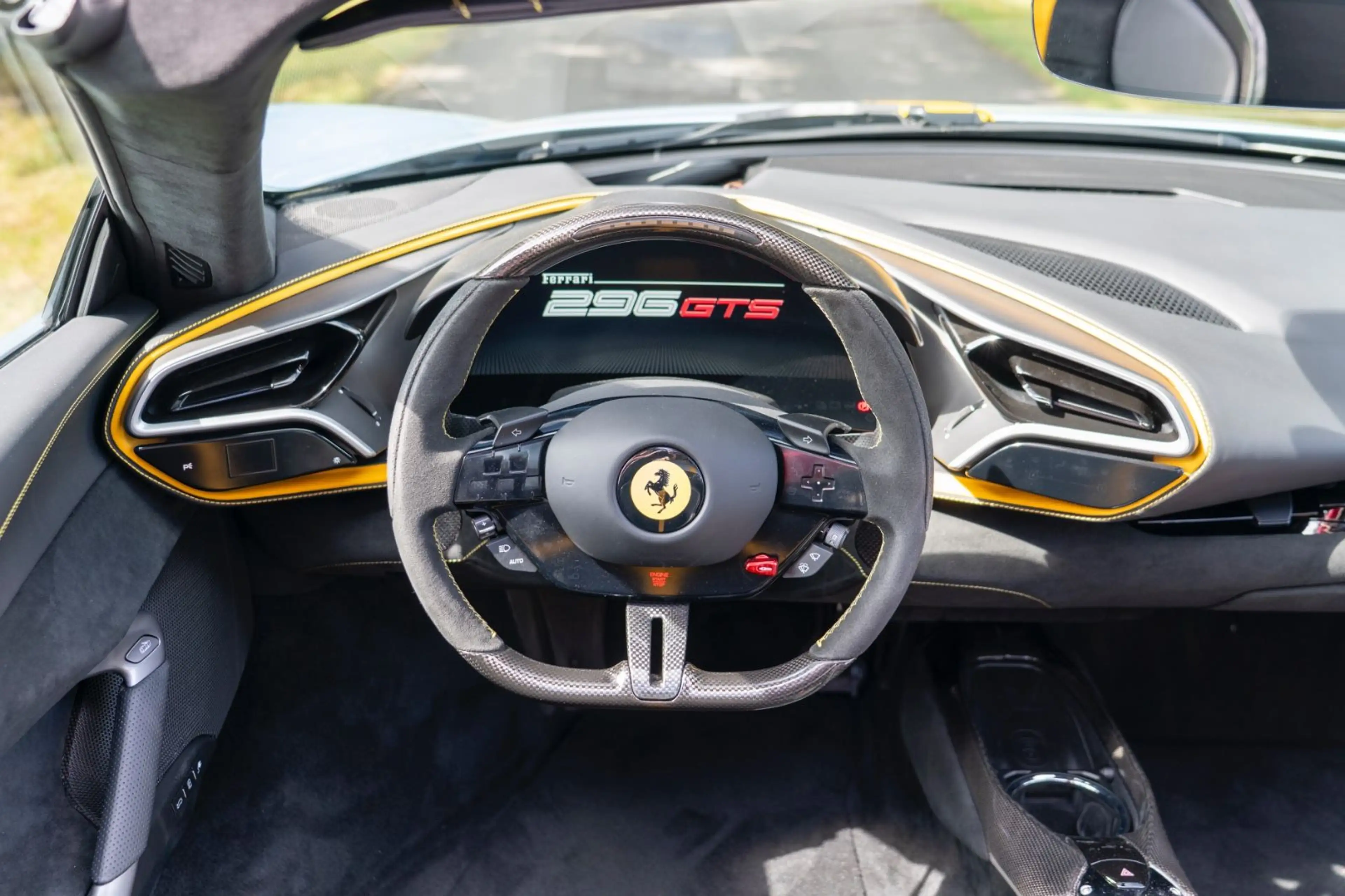 Ferrari 296 GTS — photo 13