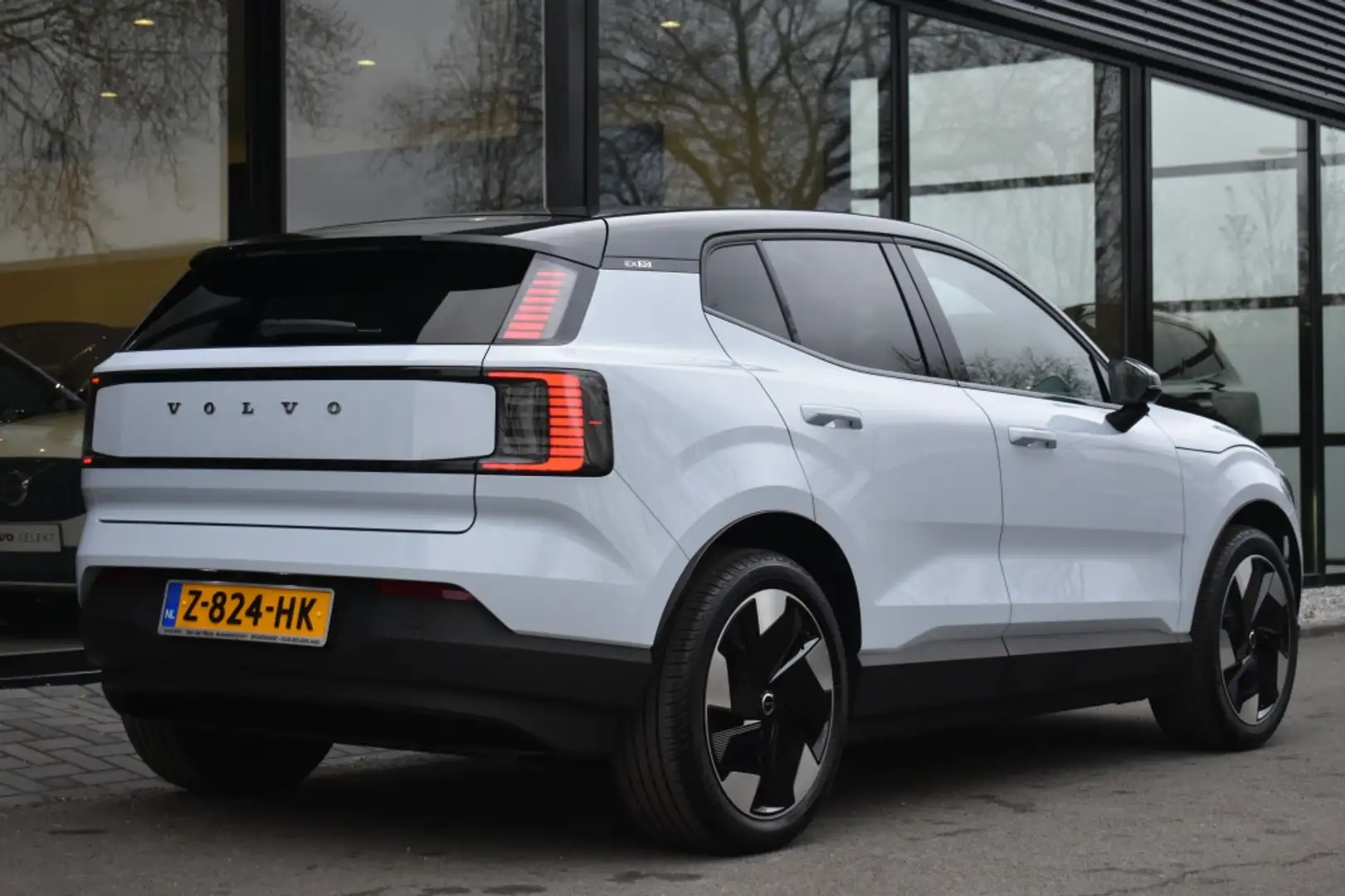 Volvo EX30 Twin Performance Plus 428pk/69kWh | Harman/Kardon Bleu - 2