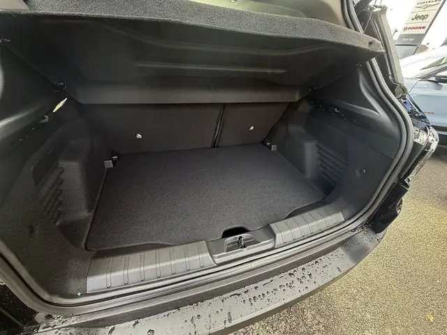 Jeep Avenger view 7