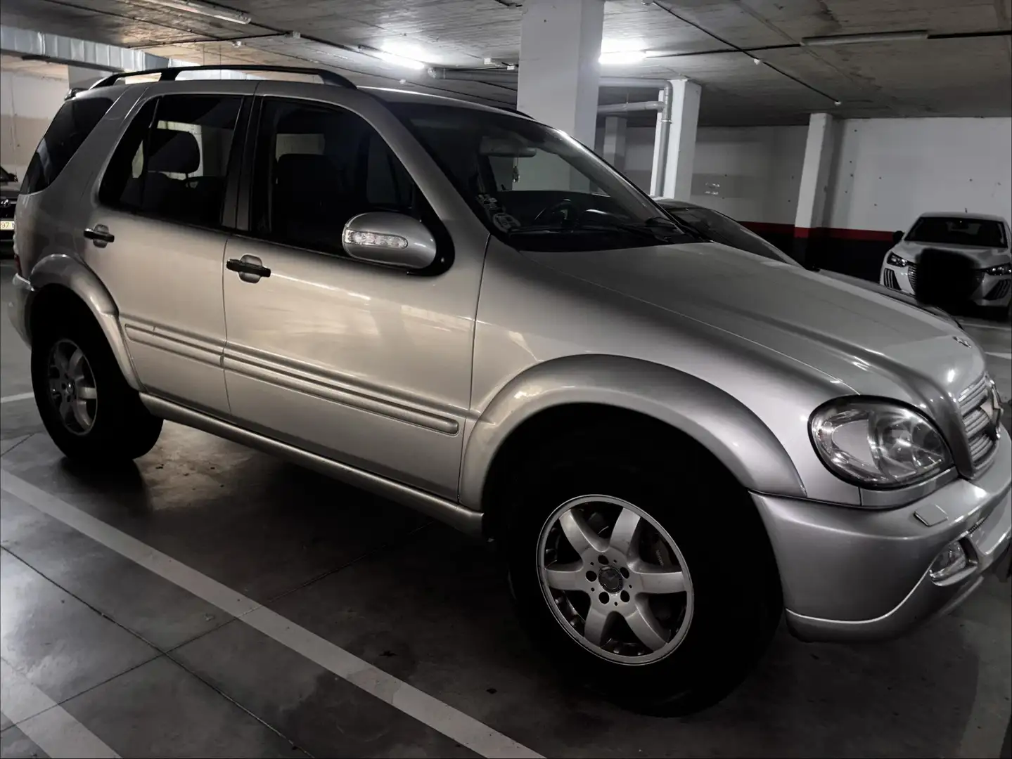 Mercedes-Benz ML 500 Aut. - 1