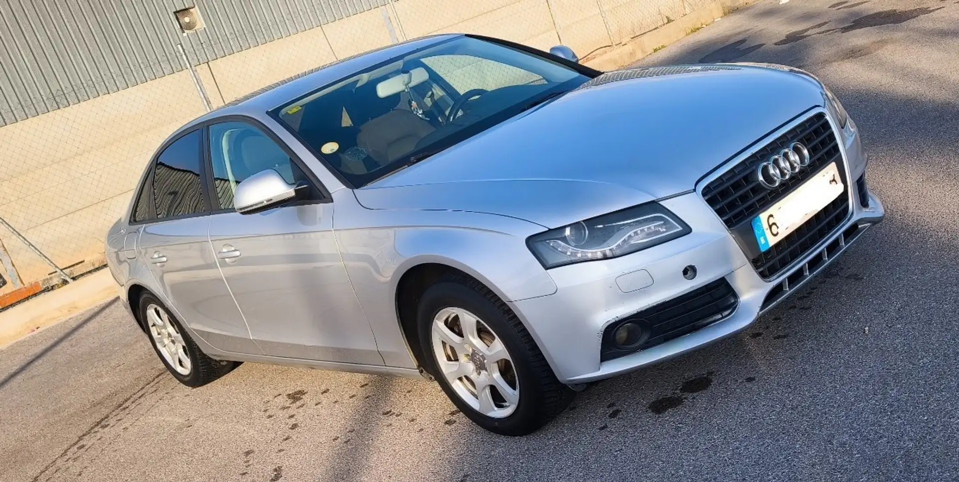 Audi A4 2.0TDI DPF 143 - 2