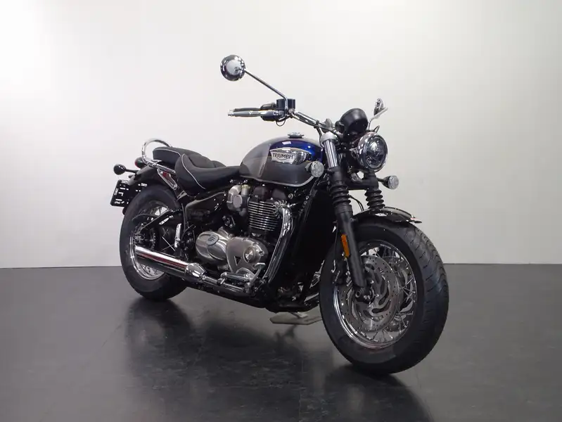 Triumph Speedmaster - foto 2
