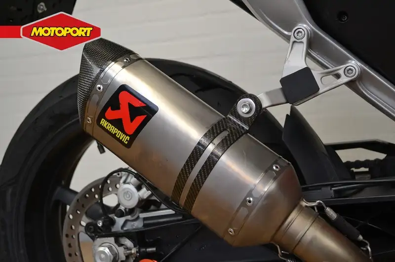 KTM 690 Duke - foto 6