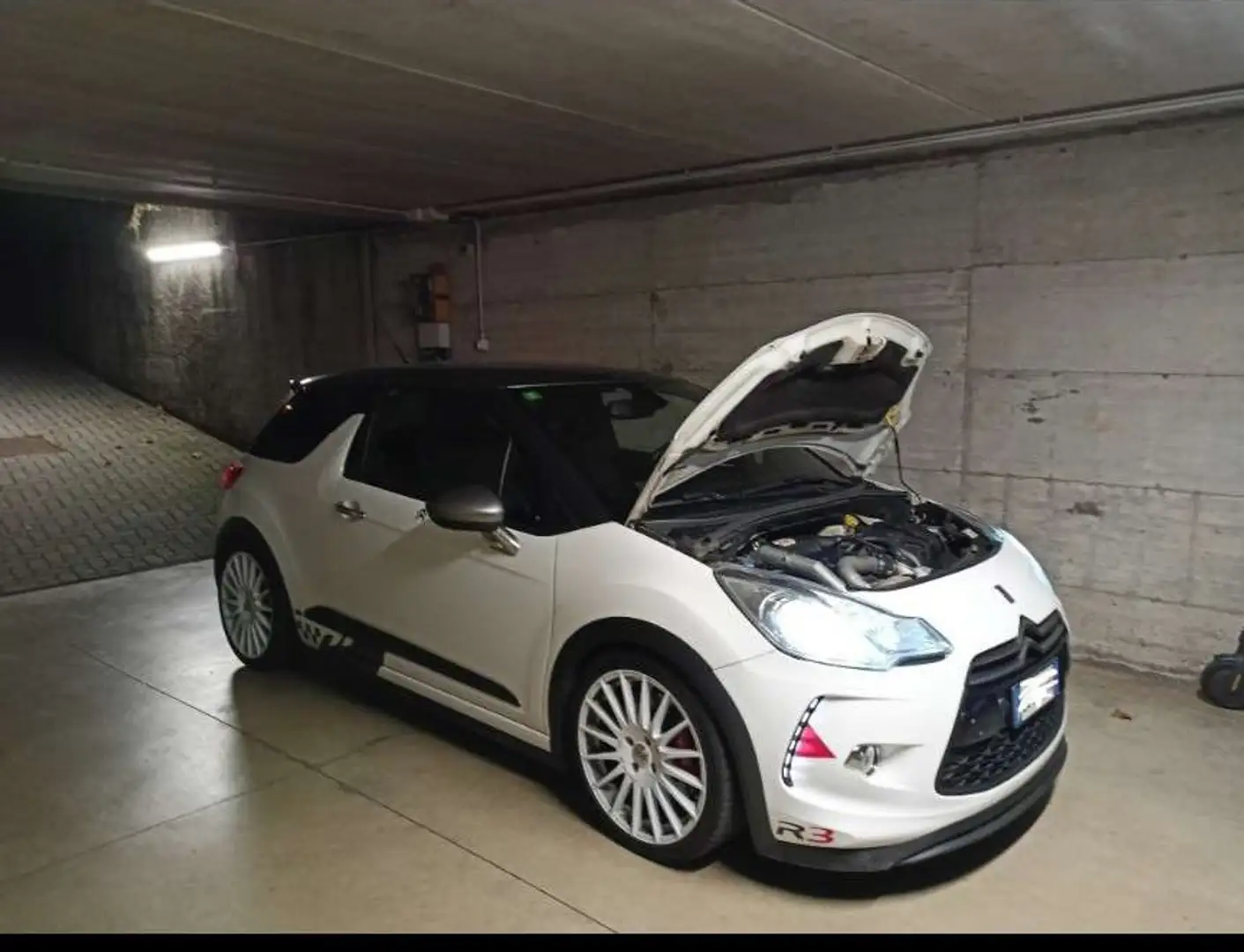 Citroen DS3 1.6 turbo thp Racing 200cv - 2