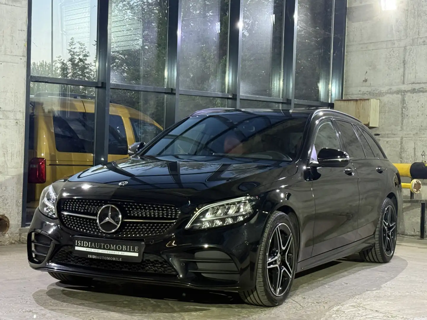 Mercedes-Benz C 200 T AMG Night LED Comand Burmester Rü-Kamera Noir - 1