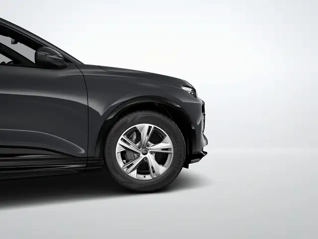 Audi Q6 E-Tron view 6