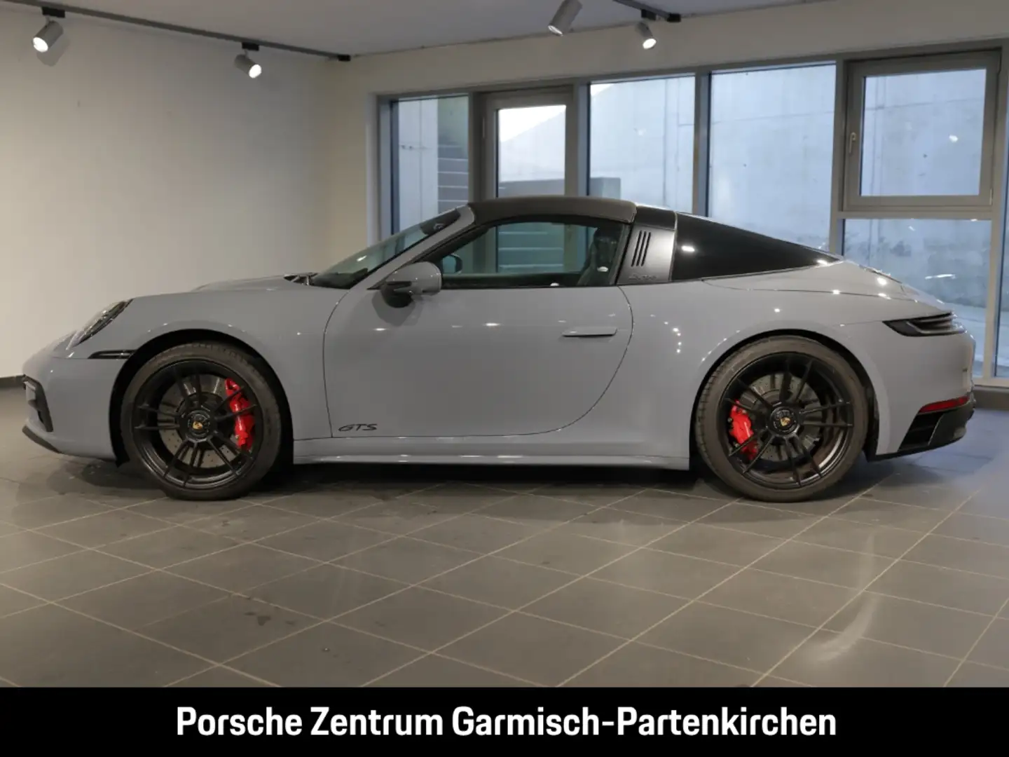 Porsche 992 911 Targa 4 GTS Matrix LED LenkradHZG Keyless Grau - 2