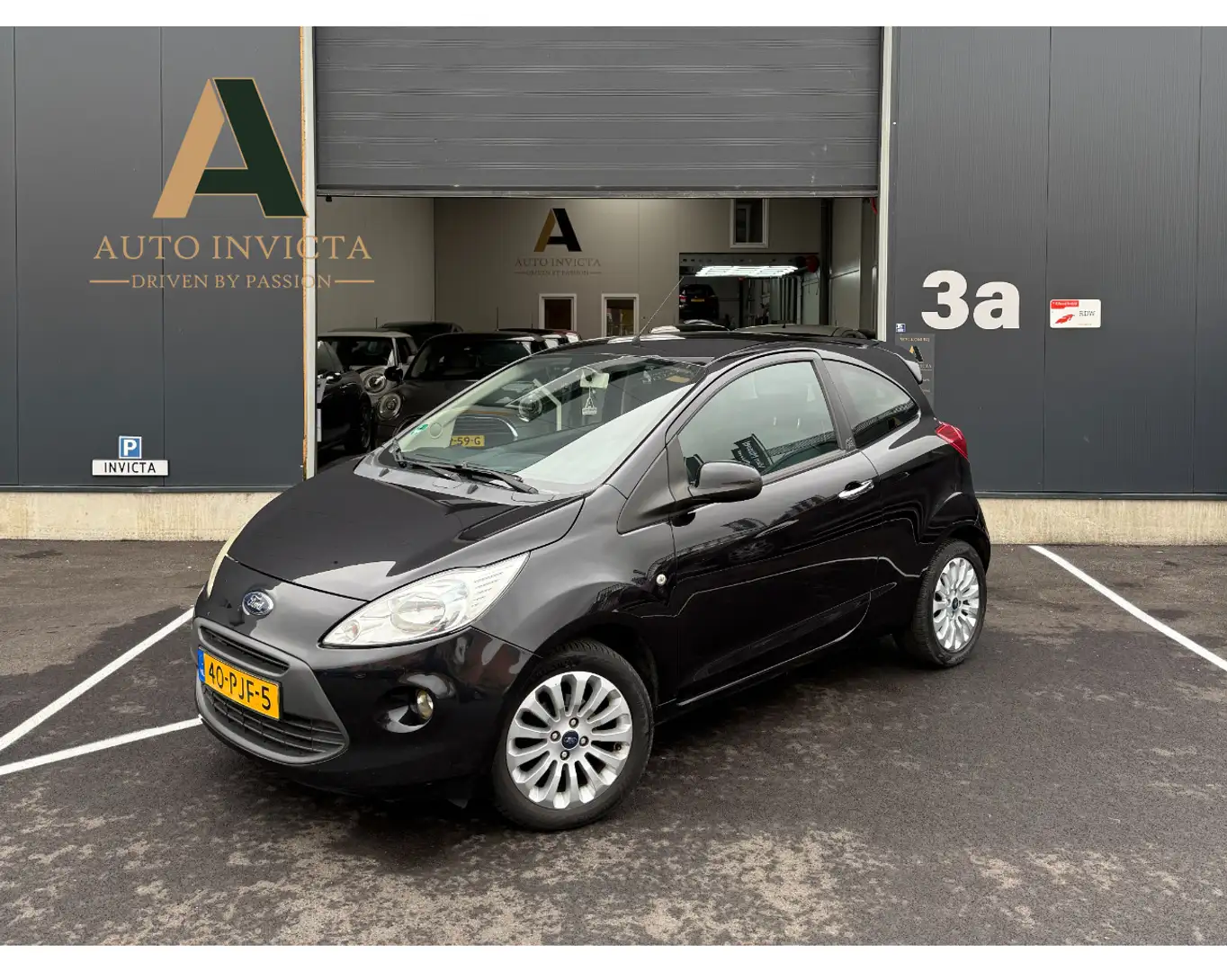 Ford Ka/Ka+ 1.2 - Titanium - Airco Zwart - 1