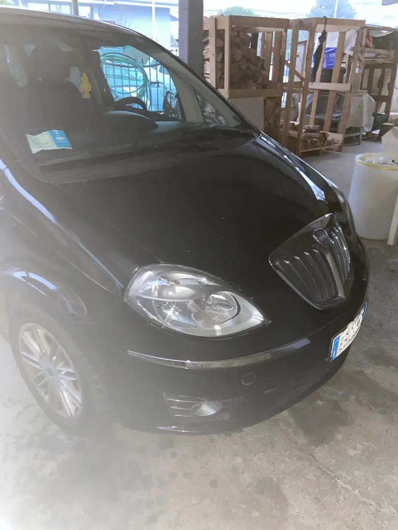 Lancia MUSA 1.3 mjt Diva (argento) 70cv Чорний - 1