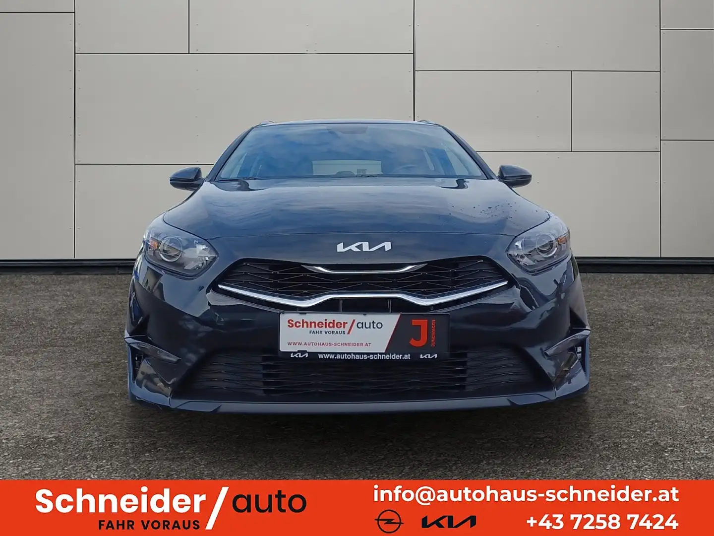 Kia Ceed SW / cee'd SW ceed SW 1,6 CRDi SCR ISG Silber 48V Schwarz - 2