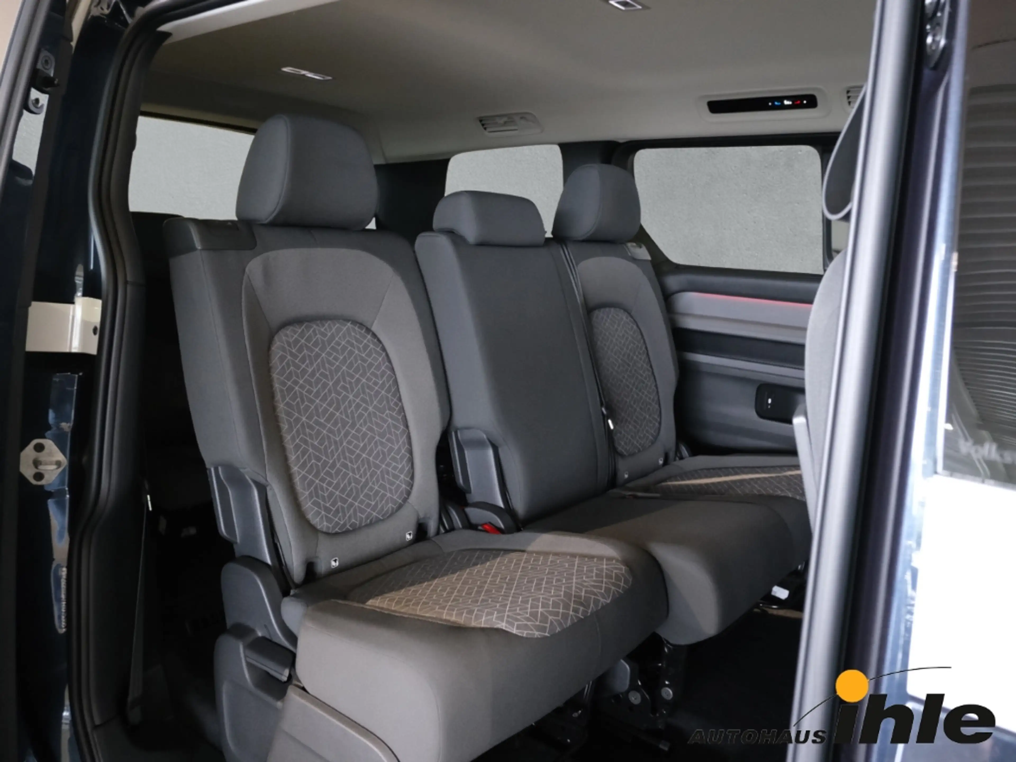 Volkswagen ID. Buzz Pro LR 86kWh IQ-LIGHT+HARMAN KARDON+AHK — photo 7