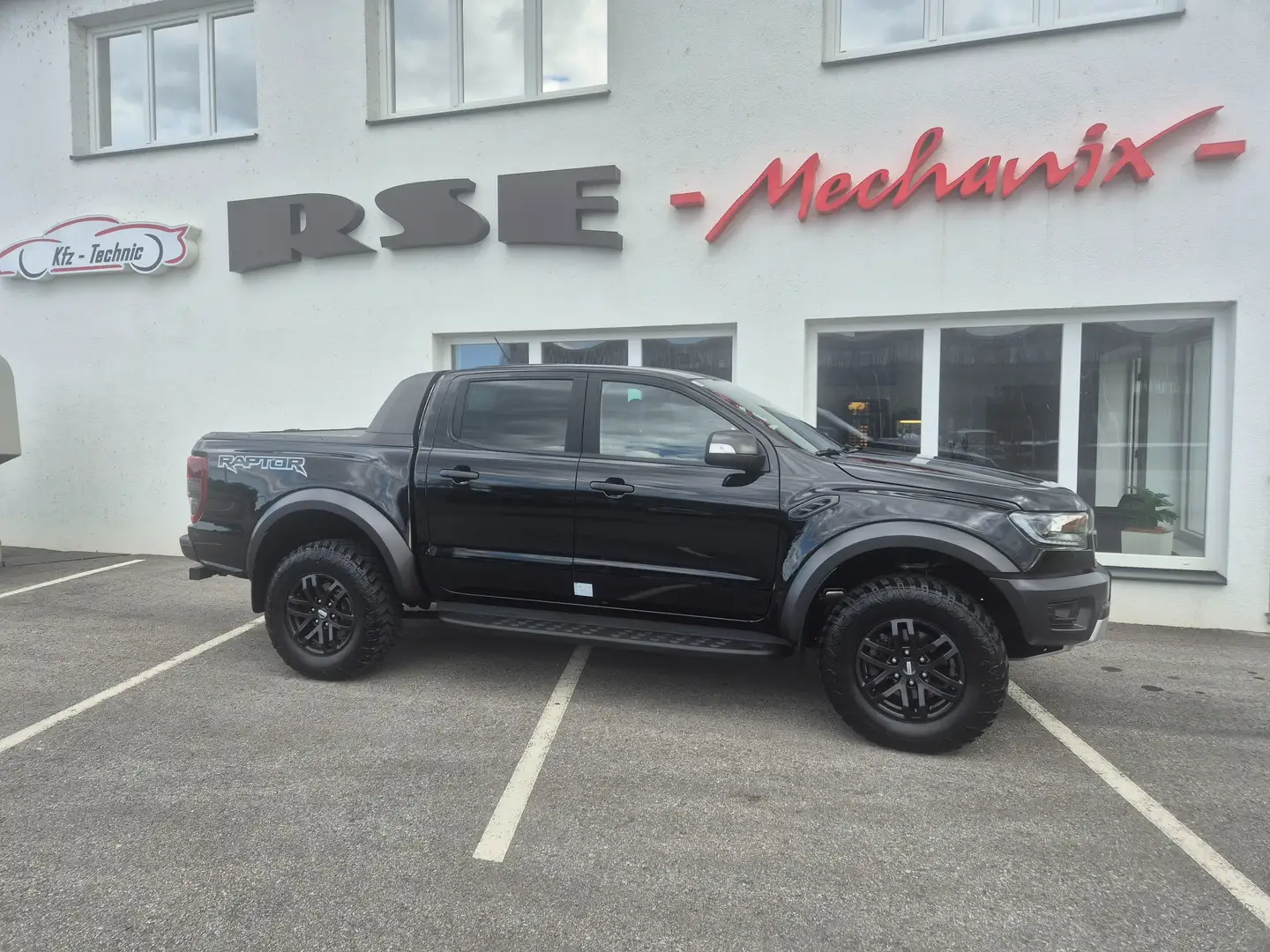 Ford Ranger Raptor Doppelkabine 4x4 Schwarz - 1