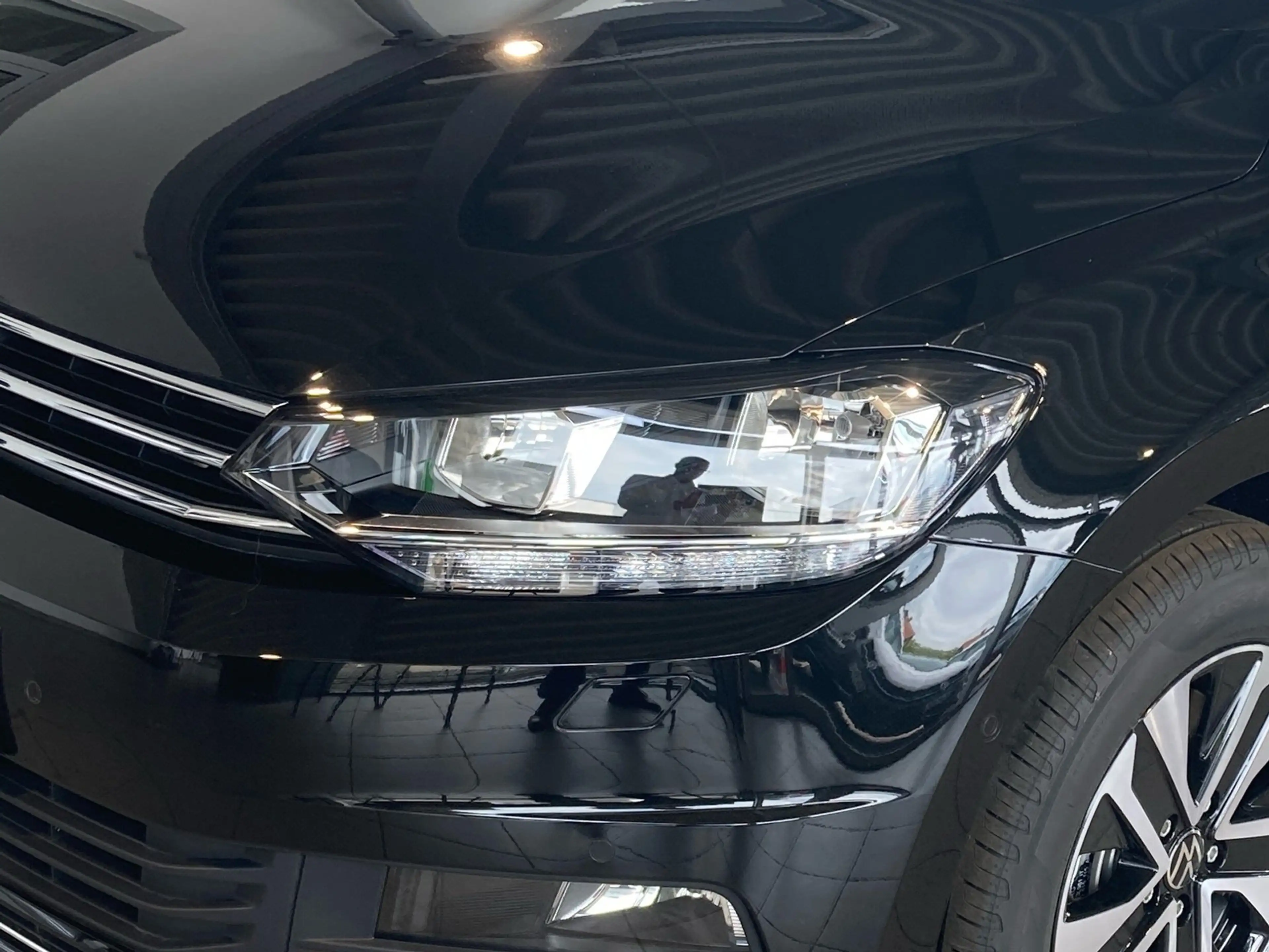Volkswagen Touran 2.0 TDI Comfortline *7S*AHK*NAVI*KAMERA* — photo 8