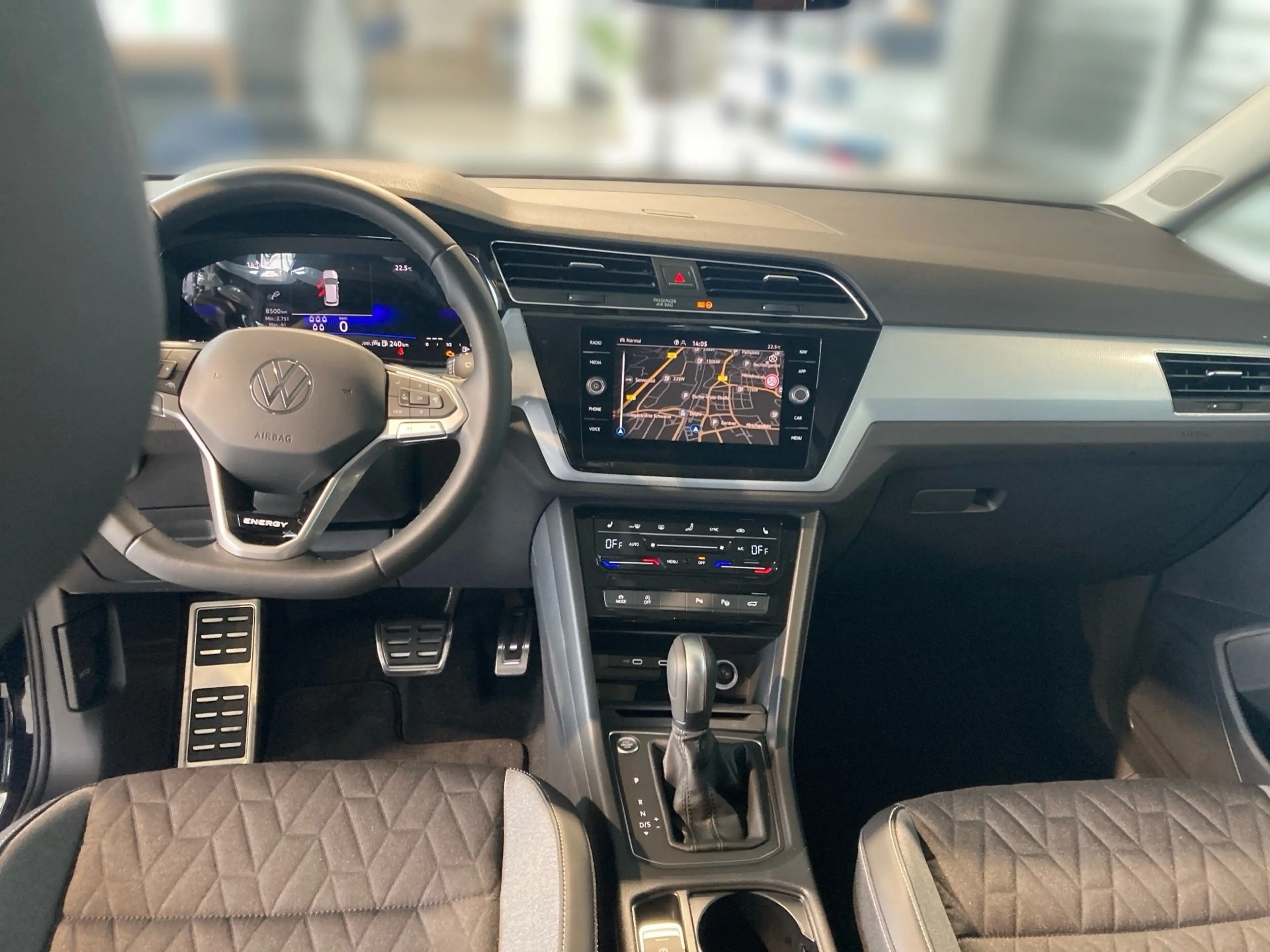 Volkswagen Touran 2.0 TDI Comfortline *7S*AHK*NAVI*KAMERA* — photo 14