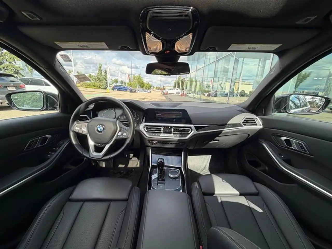 BMW 3 Series photo BMW 3 Series