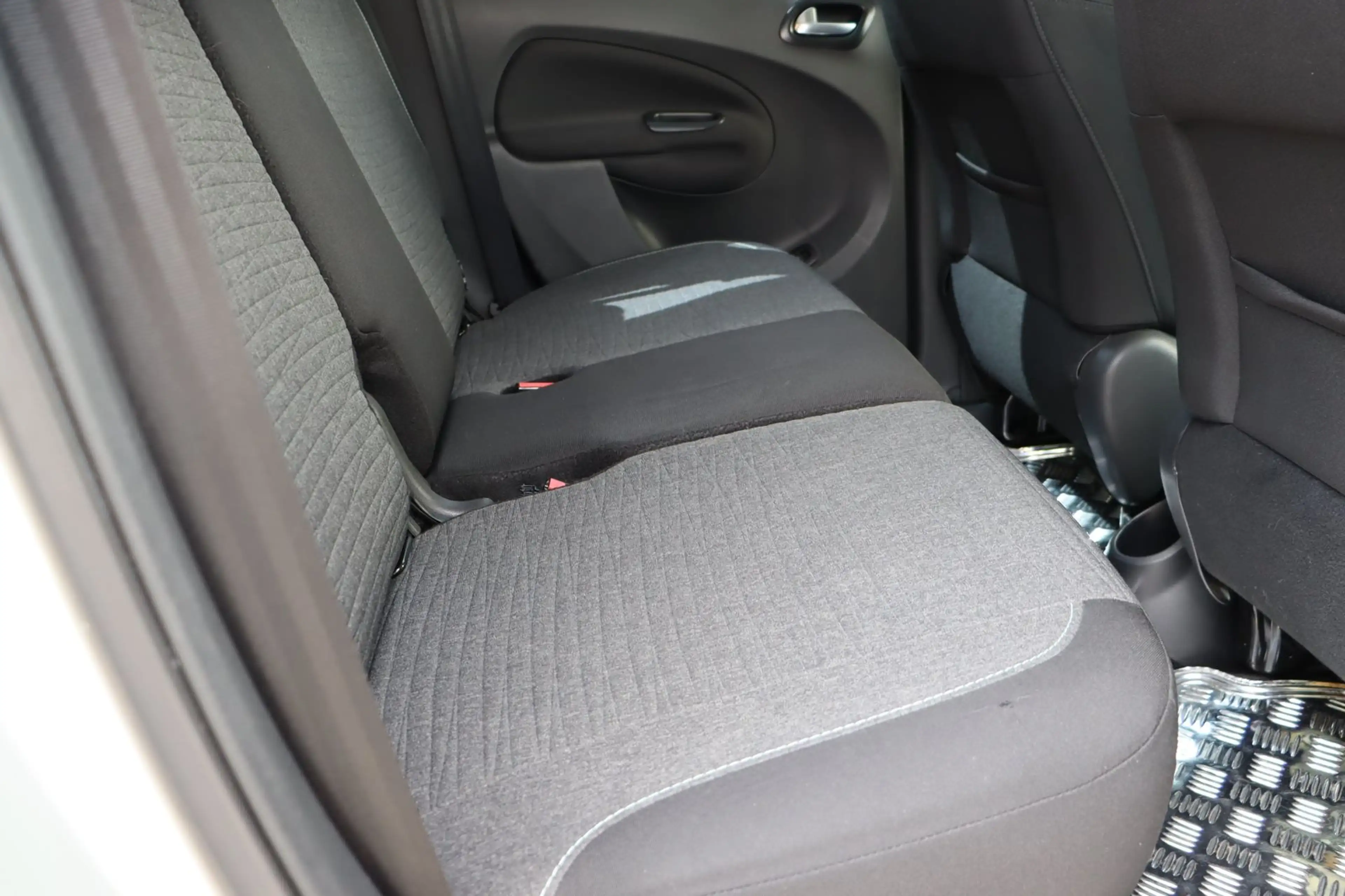 Citroen C3 Picasso 1,6 HDI — photo 13