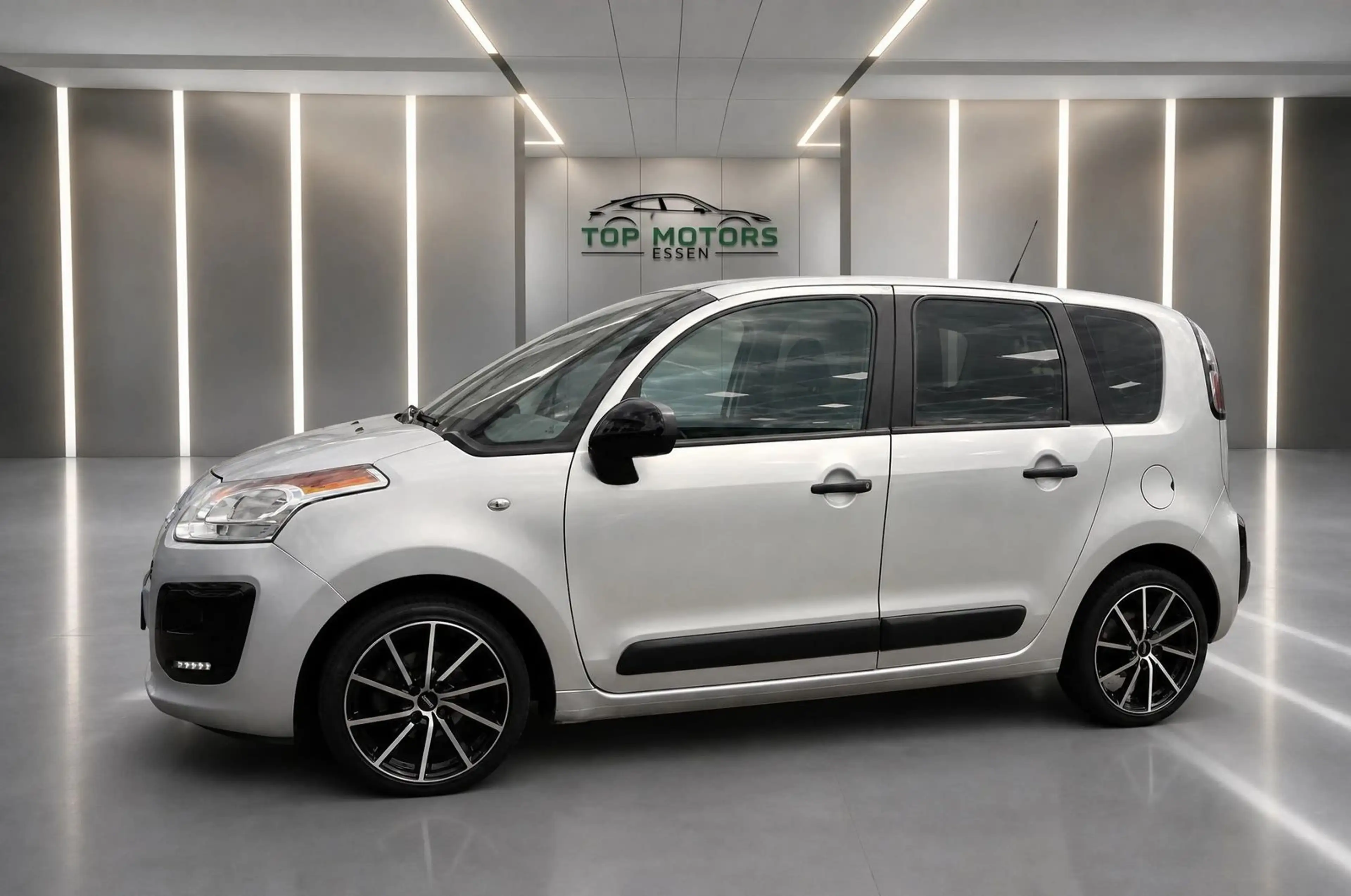 Citroen C3 Picasso 1,6 HDI — photo 5
